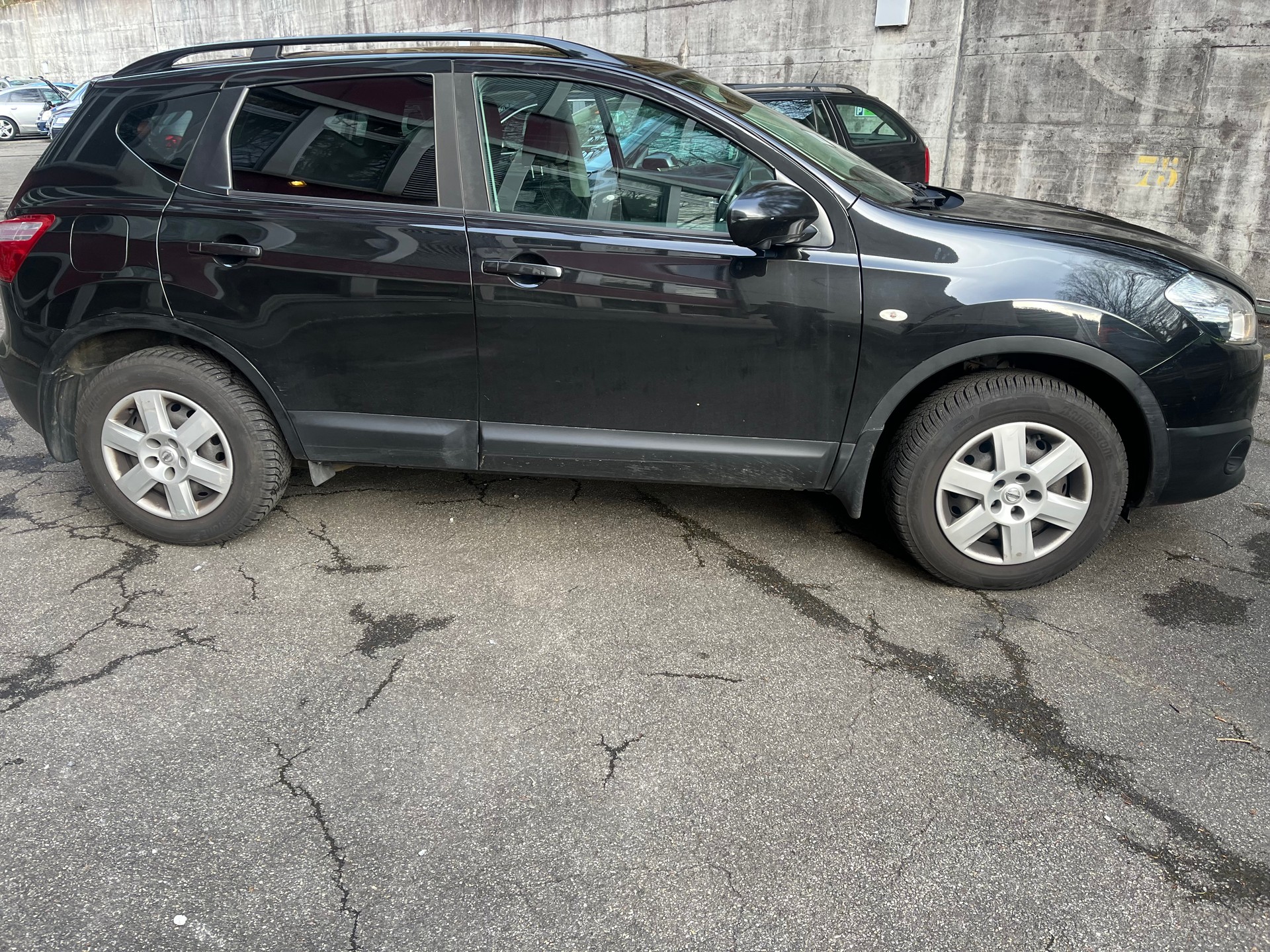 NISSAN Qashqai 1.6-image-2