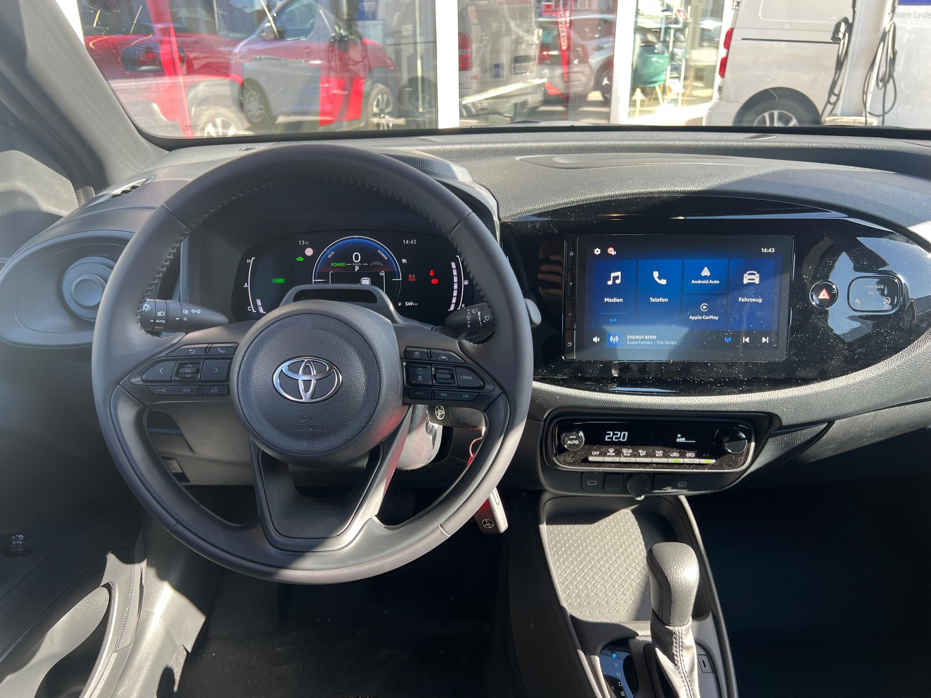 TOYOTA Aygo X 1.5 VVT-i HSD Comfort-image-14