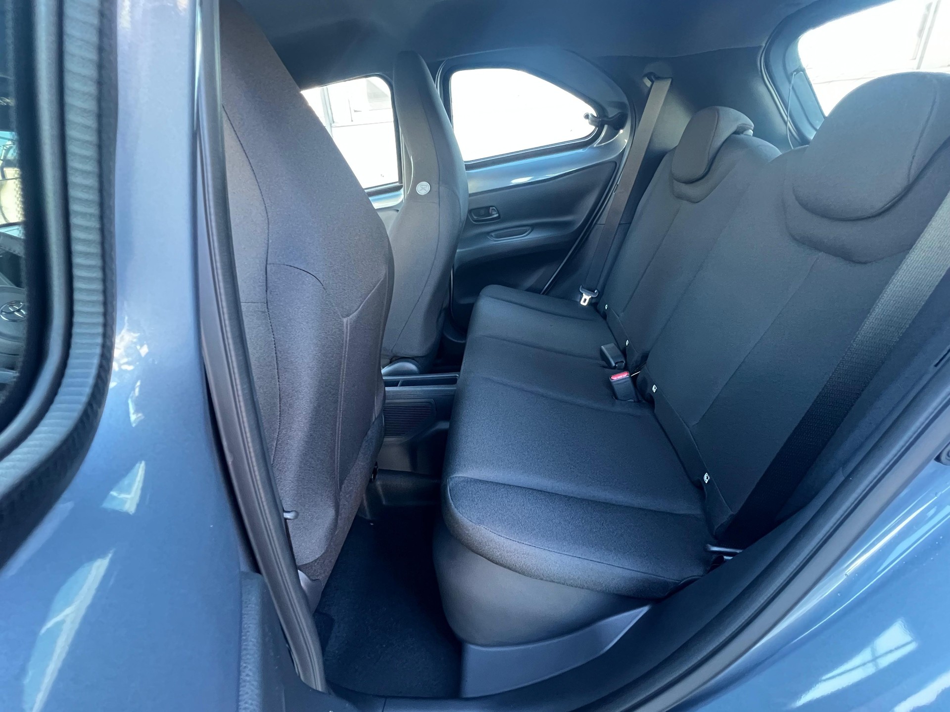 TOYOTA Aygo X 1.5 VVT-i HSD Comfort-image-11