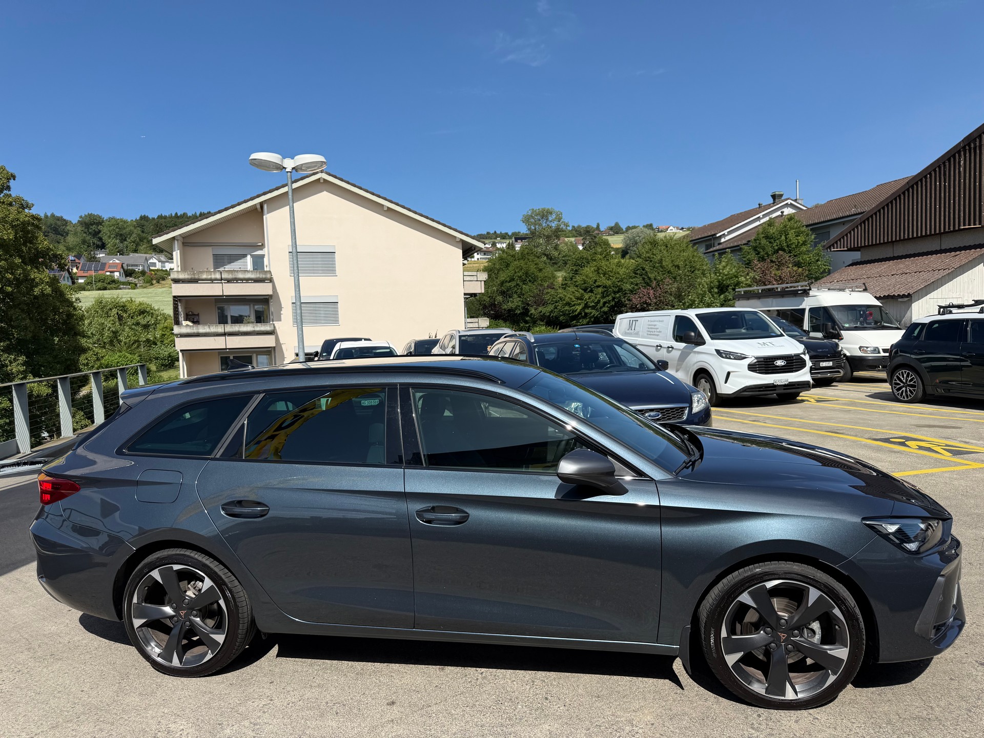CUPRA LEON ST 1.5 eTSI DSG-showroom-element-3