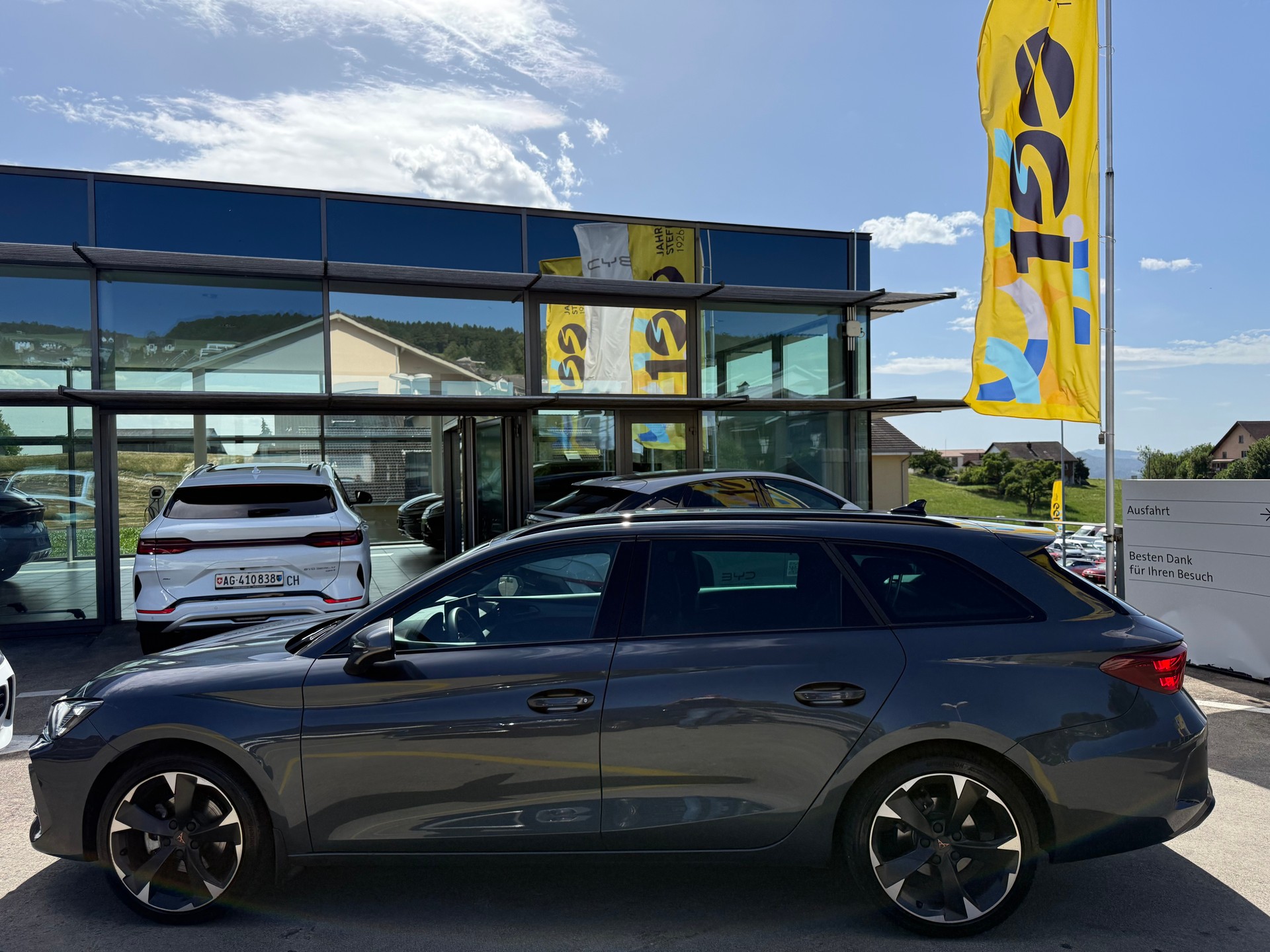 CUPRA LEON ST 1.5 eTSI DSG-image-7