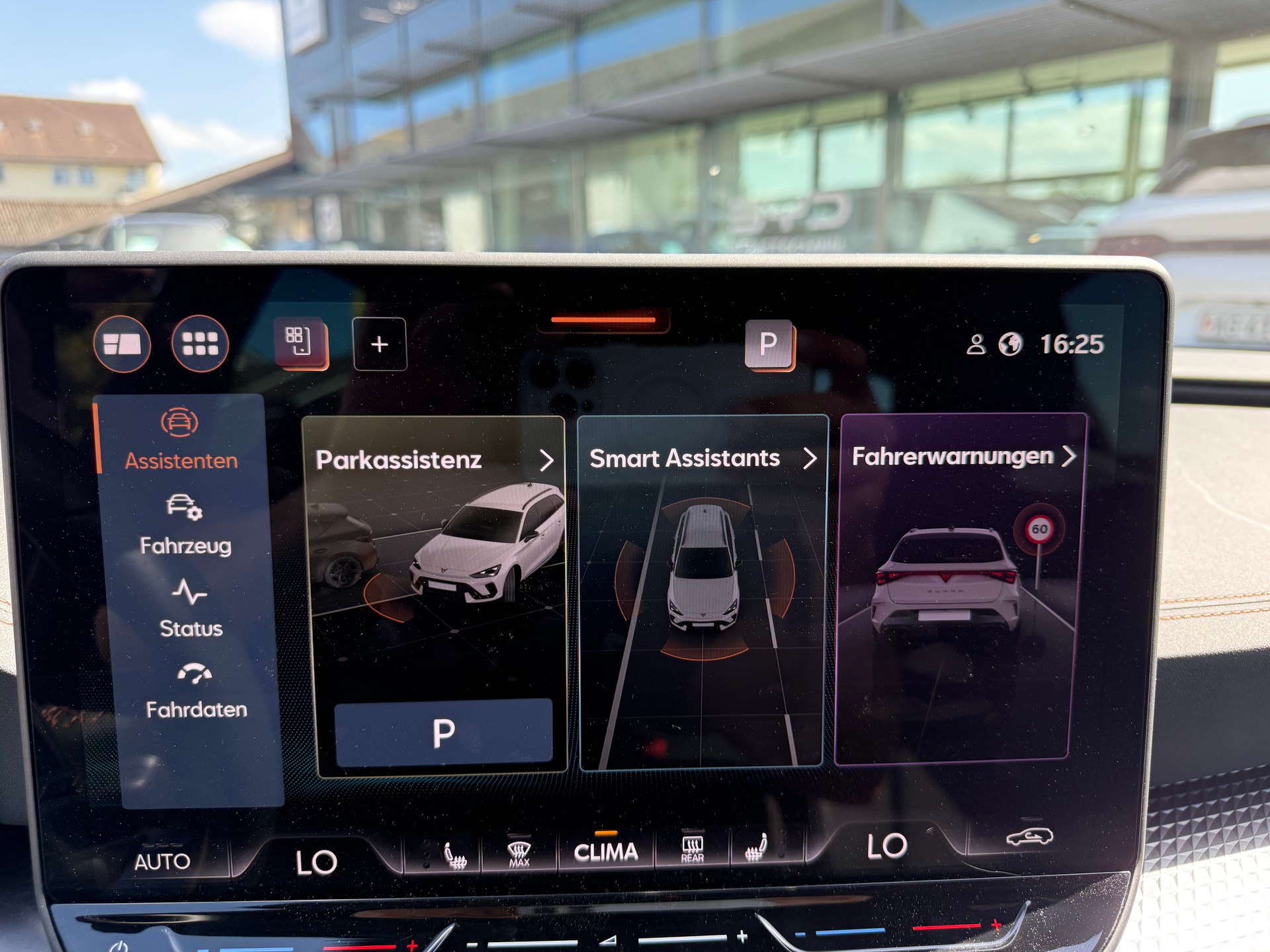 CUPRA LEON ST 1.5 eTSI DSG-image-15