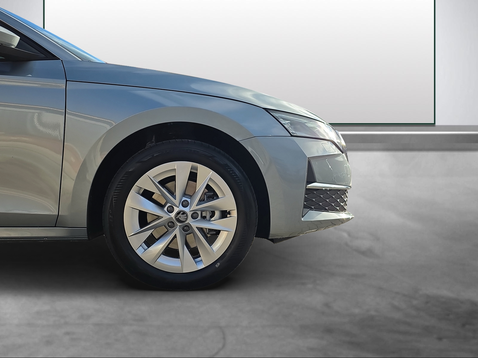 SKODA Octavia Combi 2.0 TSI DSG Selection 4x4-image-14