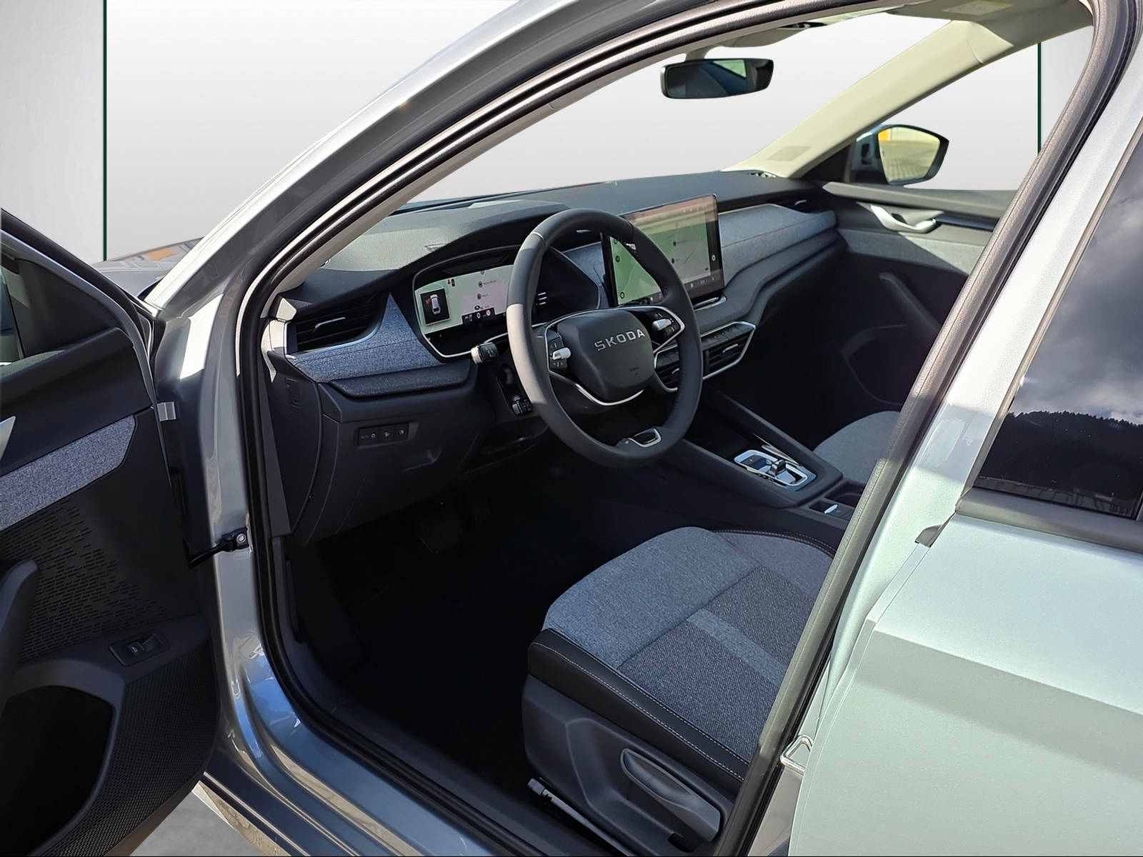 SKODA Octavia Combi 2.0 TSI DSG Selection 4x4-image-5