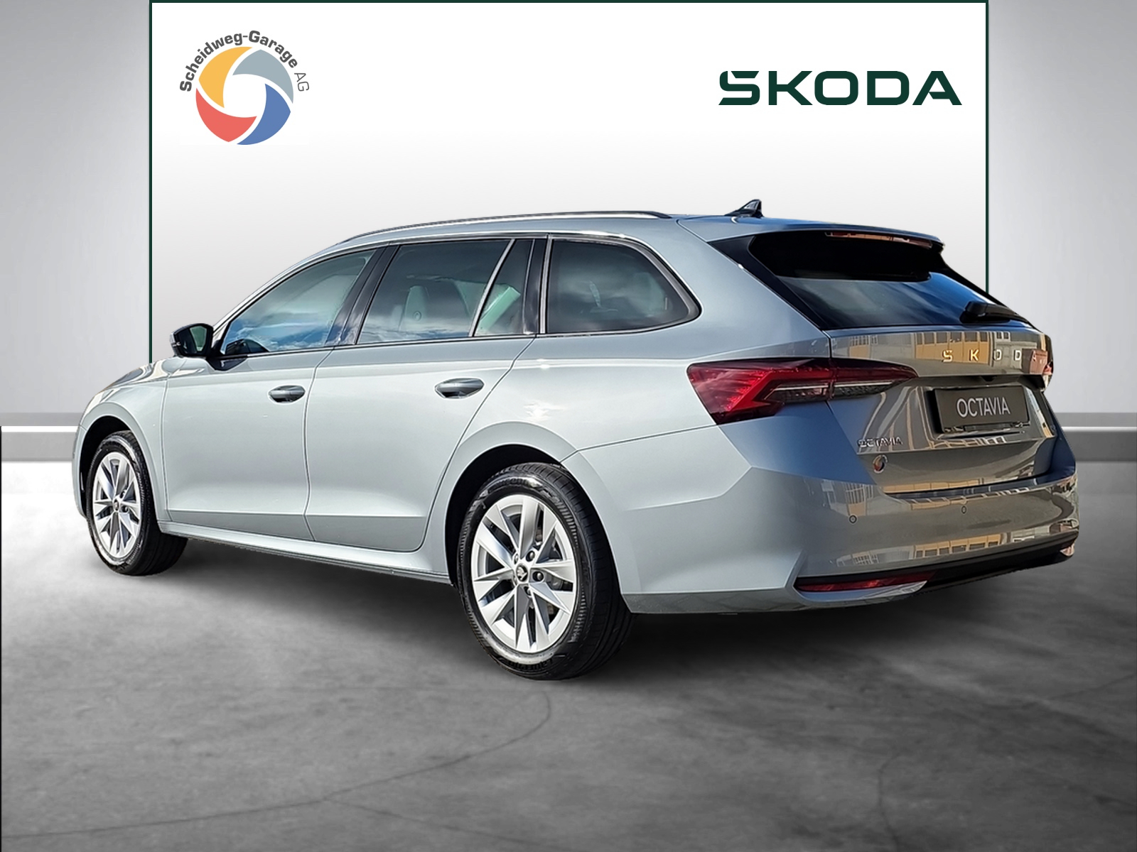 SKODA Octavia Combi 2.0 TSI DSG Selection 4x4-image-12