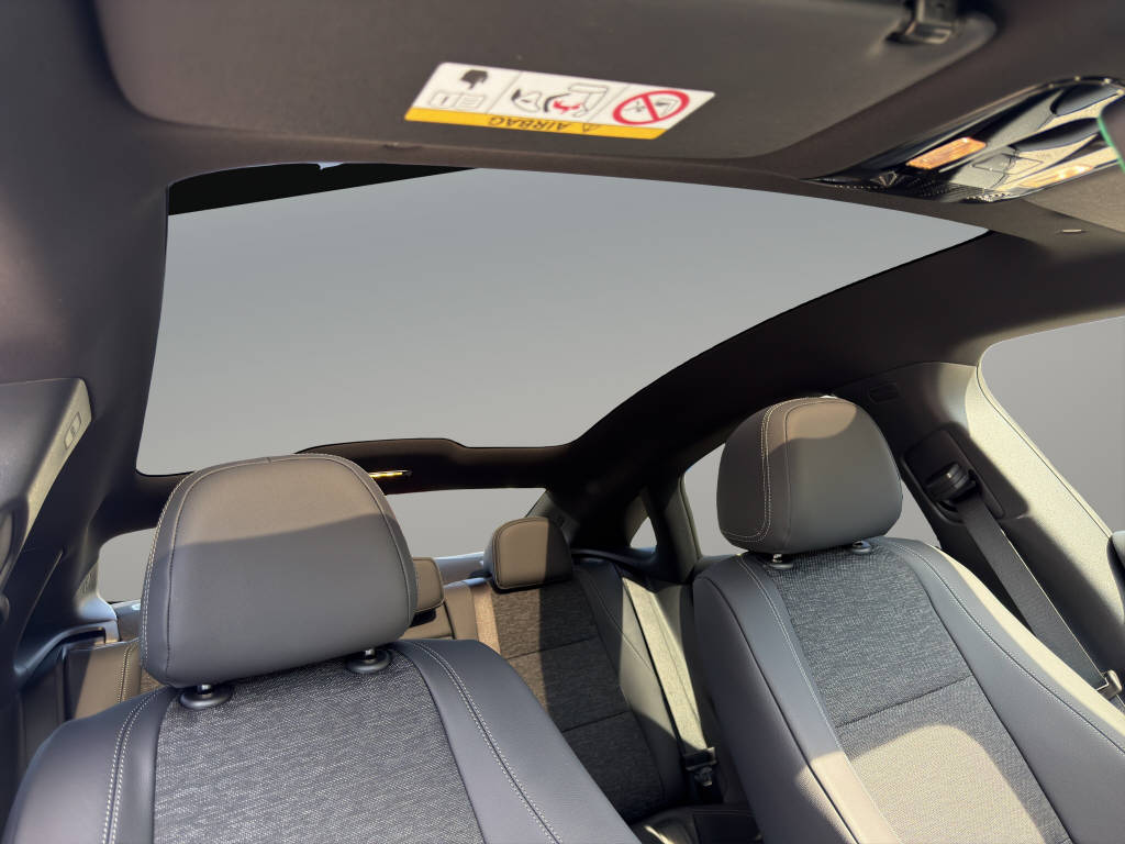 MERCEDES-BENZ CLA 350 Progressive 4matic-image-15