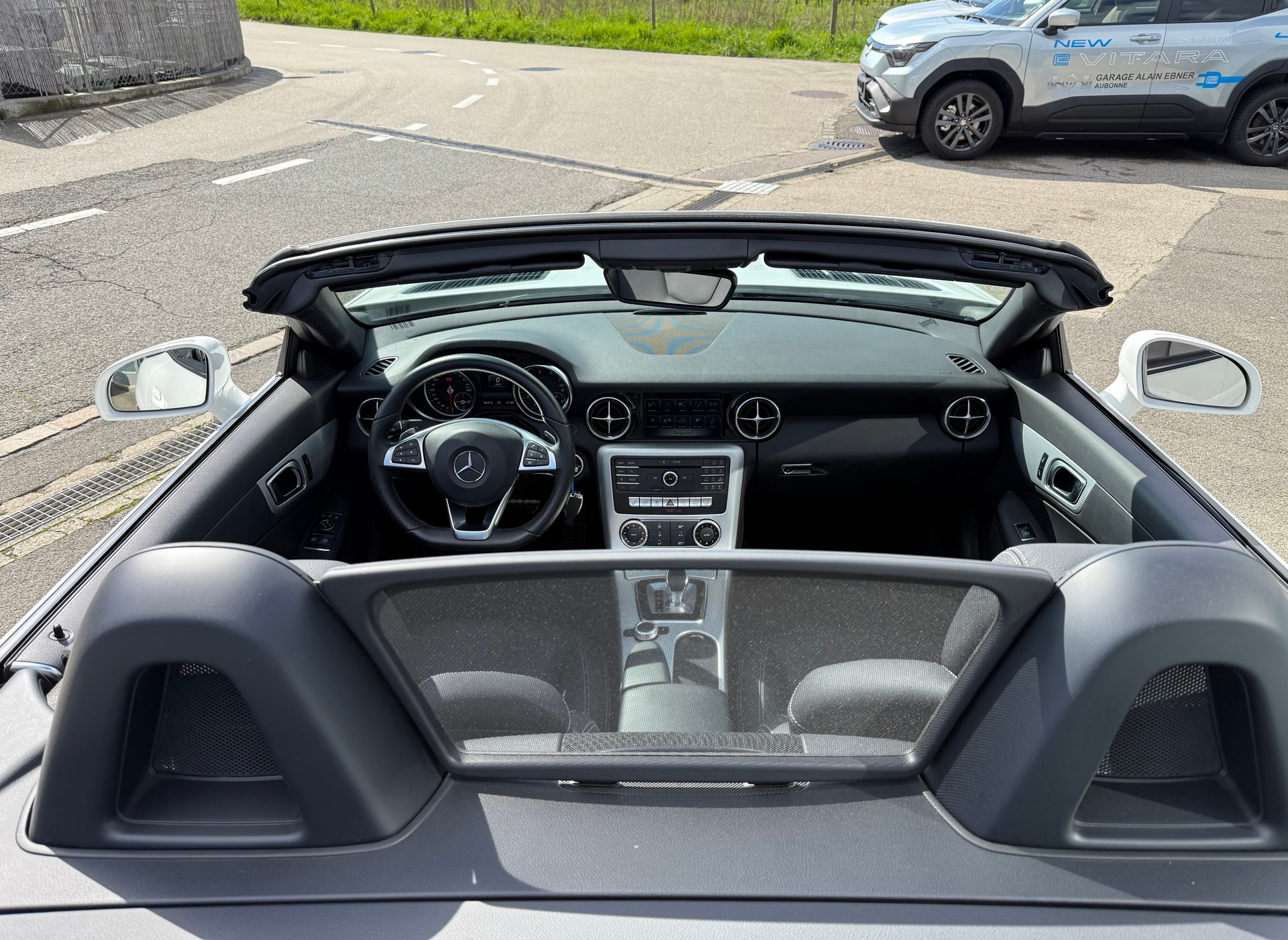 MERCEDES-BENZ SLC 200 9G-Tronic-image-9