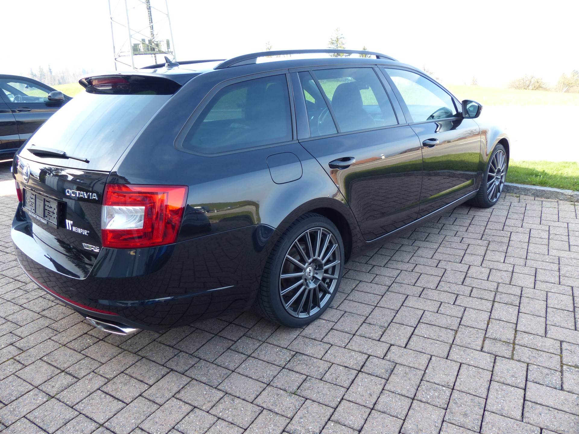 SKODA Octavia Combi 2.0 TDI RS 4x4 DSG-image-20