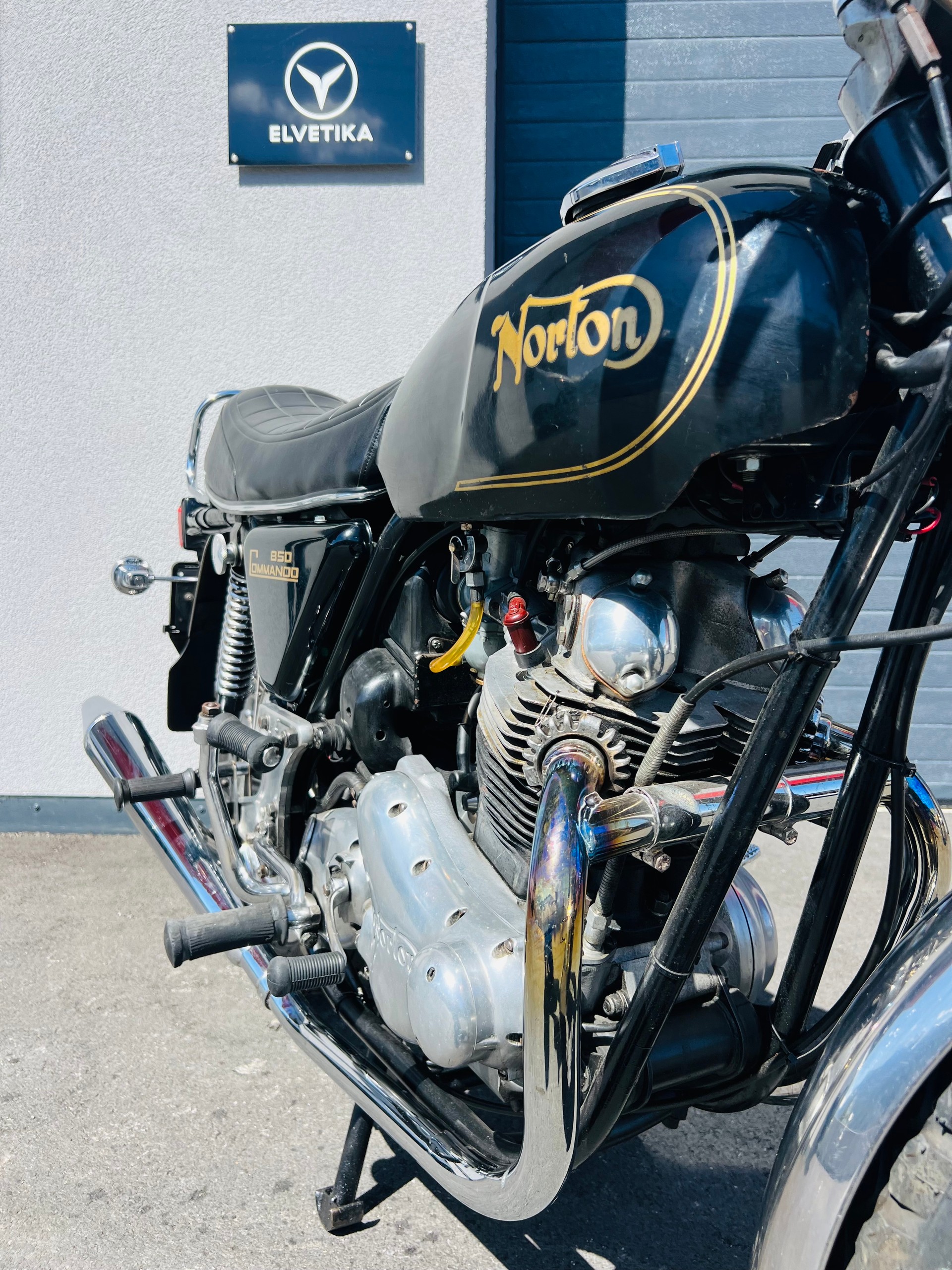 NORTON 850 Commando-image-1