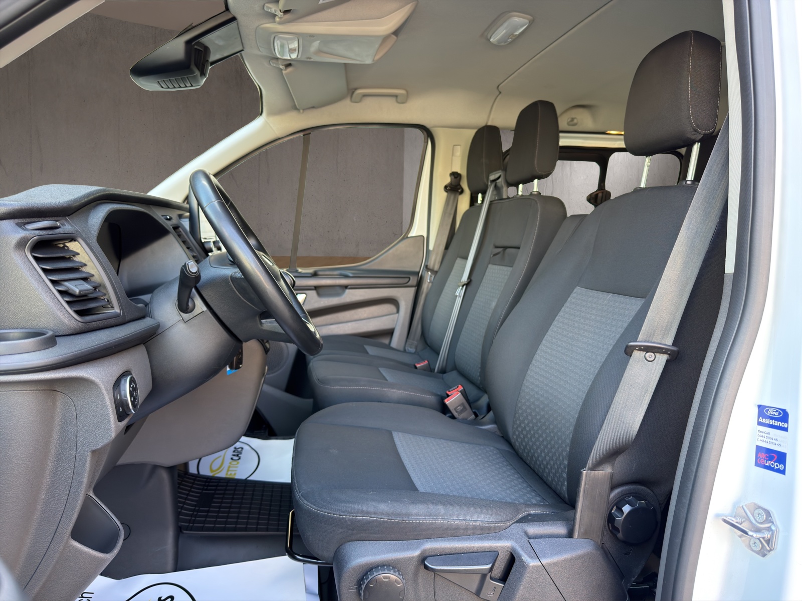 FORD Transit Custom Van 300 L1H1 DK Trend-image-7