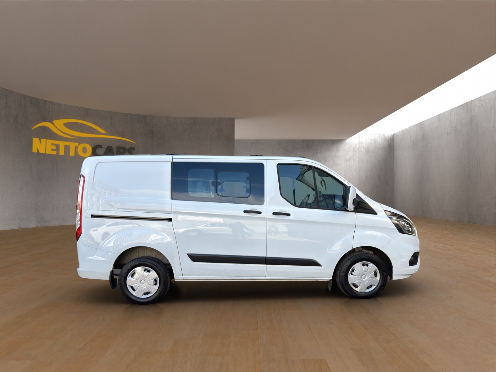 FORD Transit Custom Van 300 L1H1 DK Trend-image-5