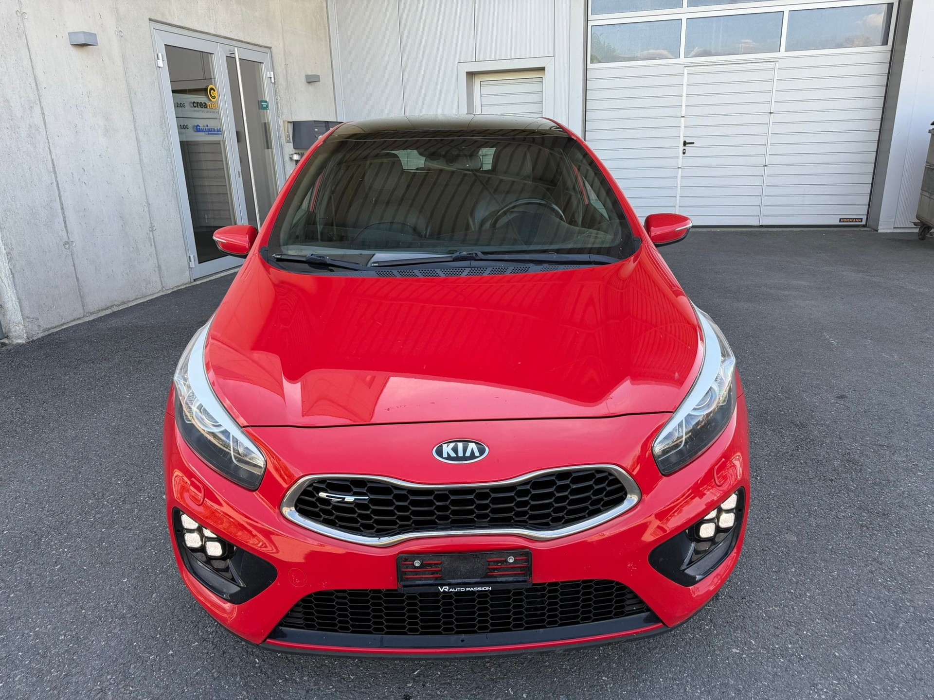 KIA Cee'd 1.6 GDi Turbo GT-showroom-element-1