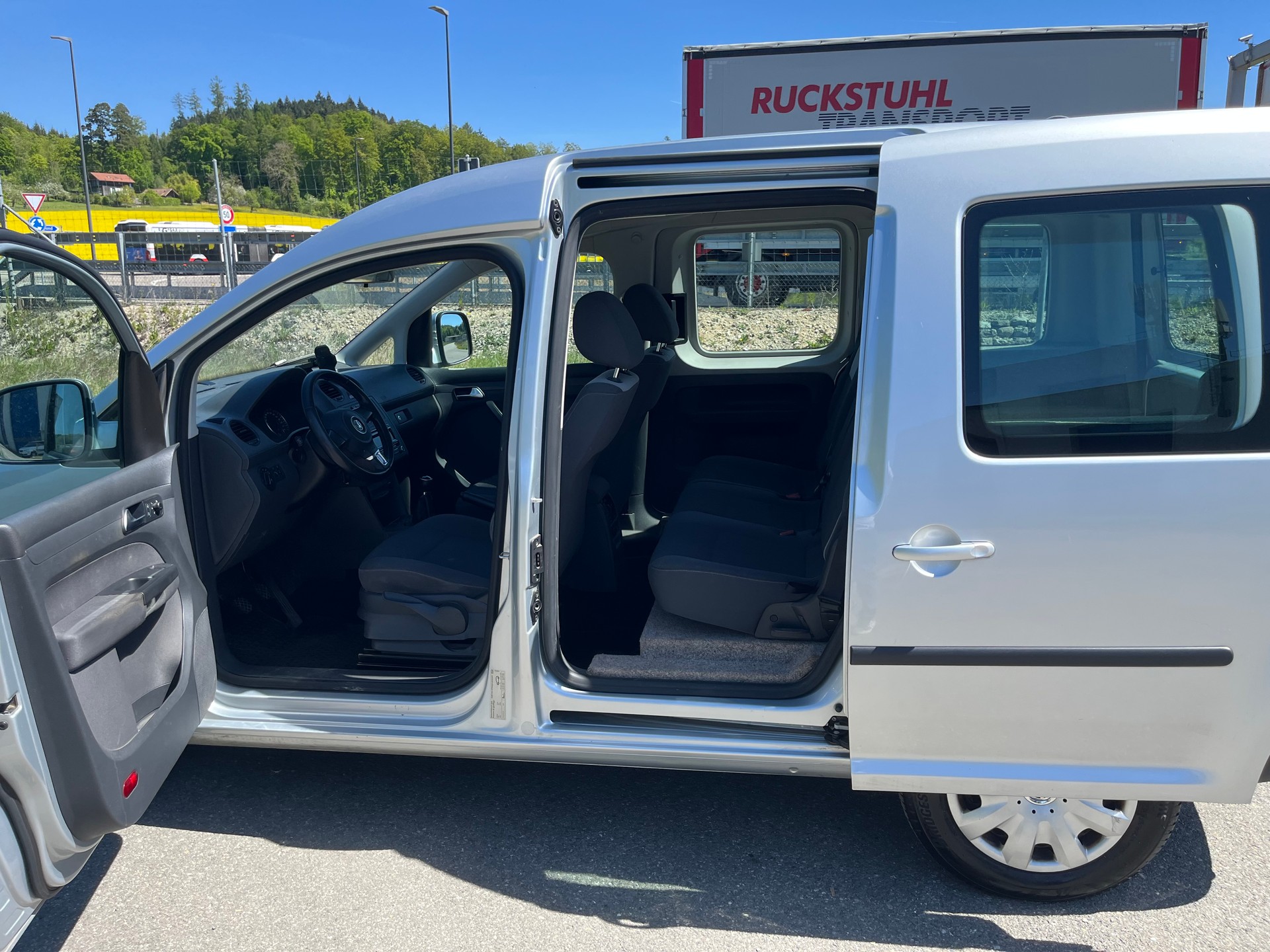 VW Caddy 1.6 TDI CR Trendline-image-6
