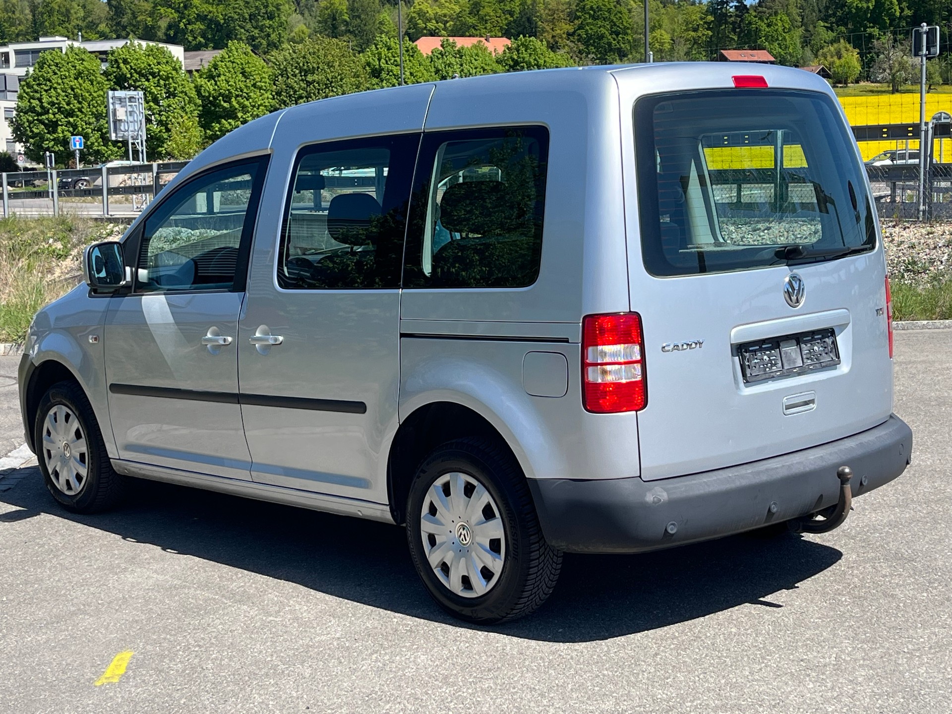 VW Caddy 1.6 TDI CR Trendline-image-3