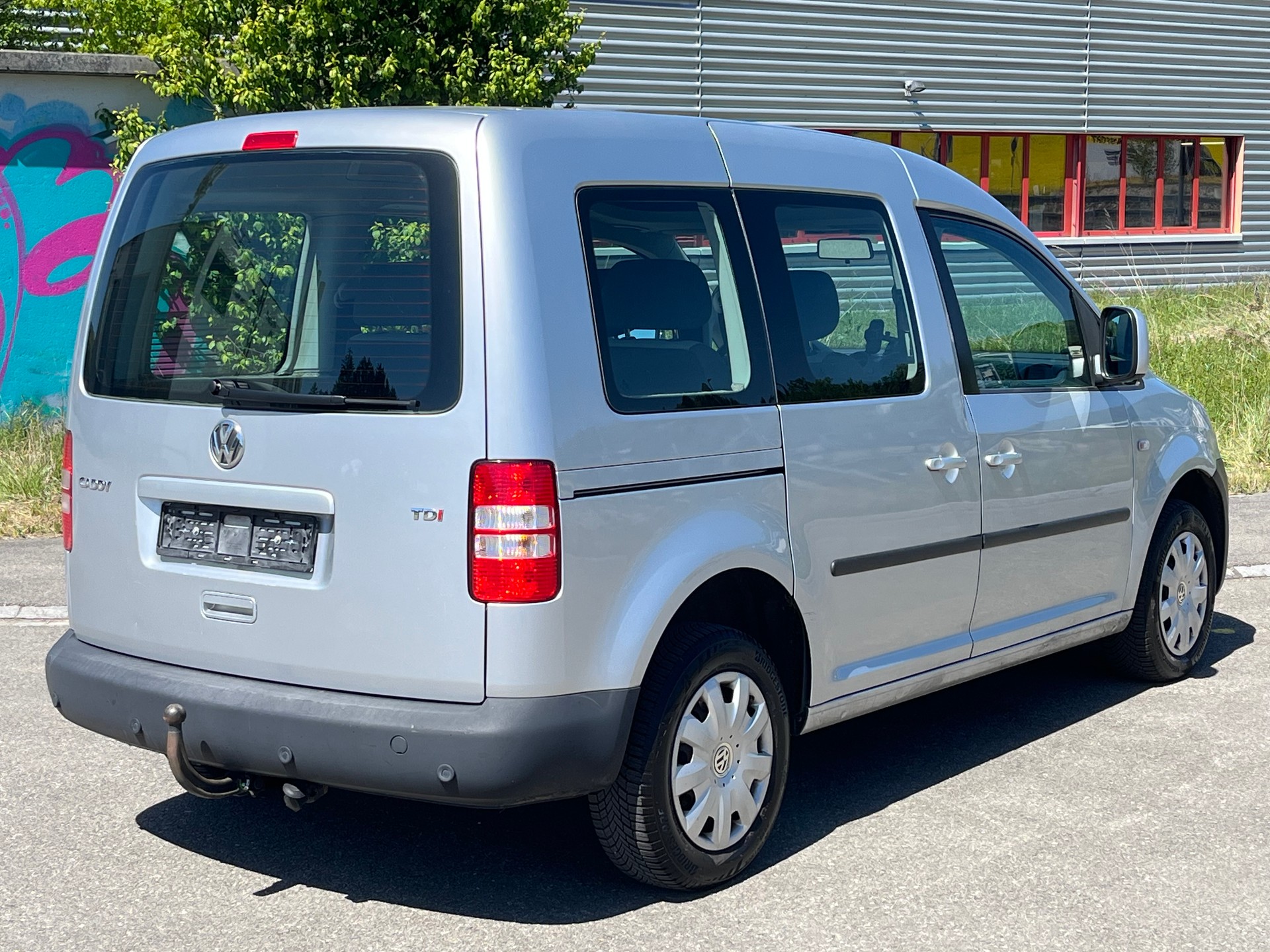 VW Caddy 1.6 TDI CR Trendline-image-5