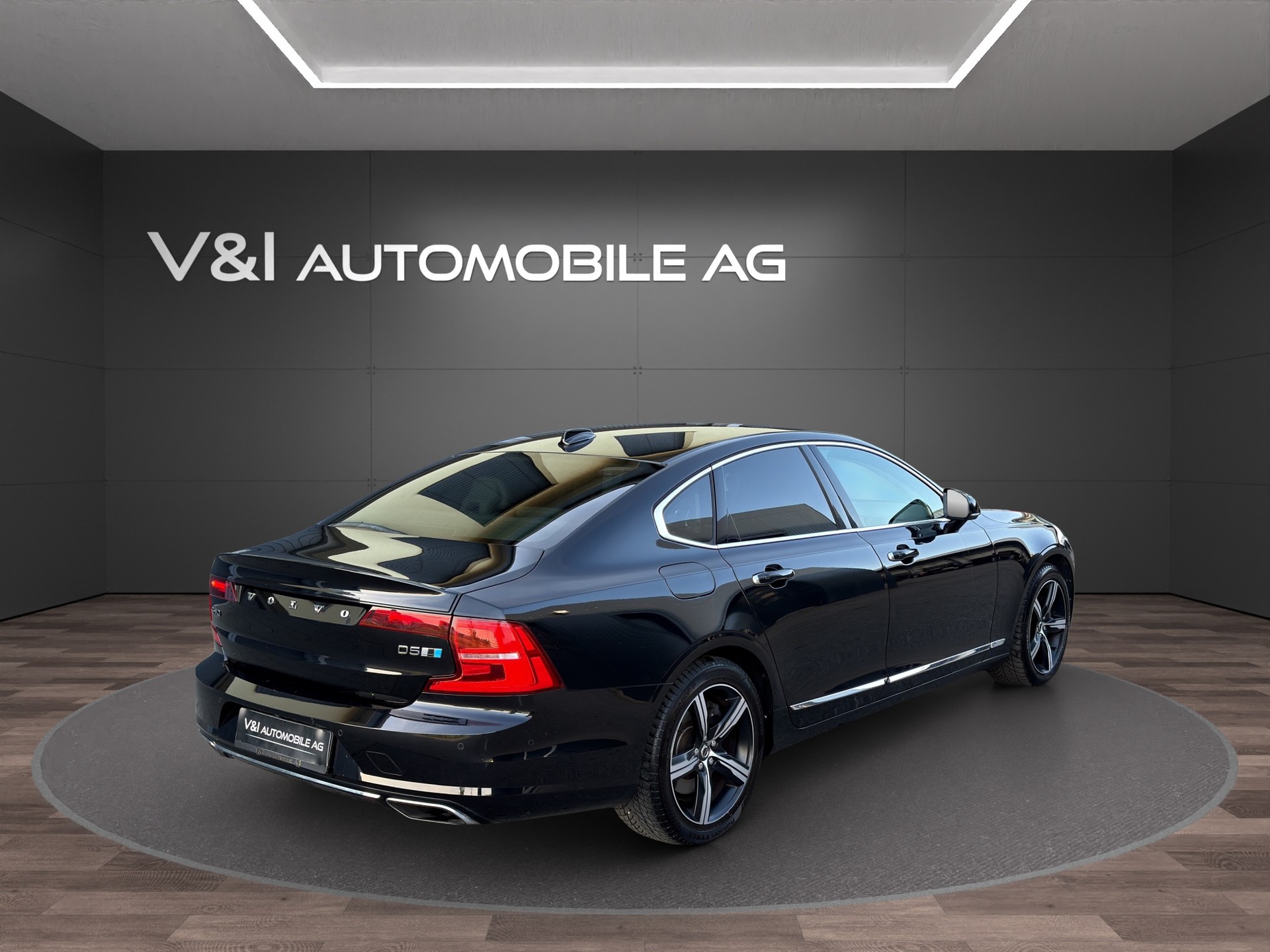 VOLVO S90 D5 AWD Inscription Geartronic Powerpulse-showroom-element-3