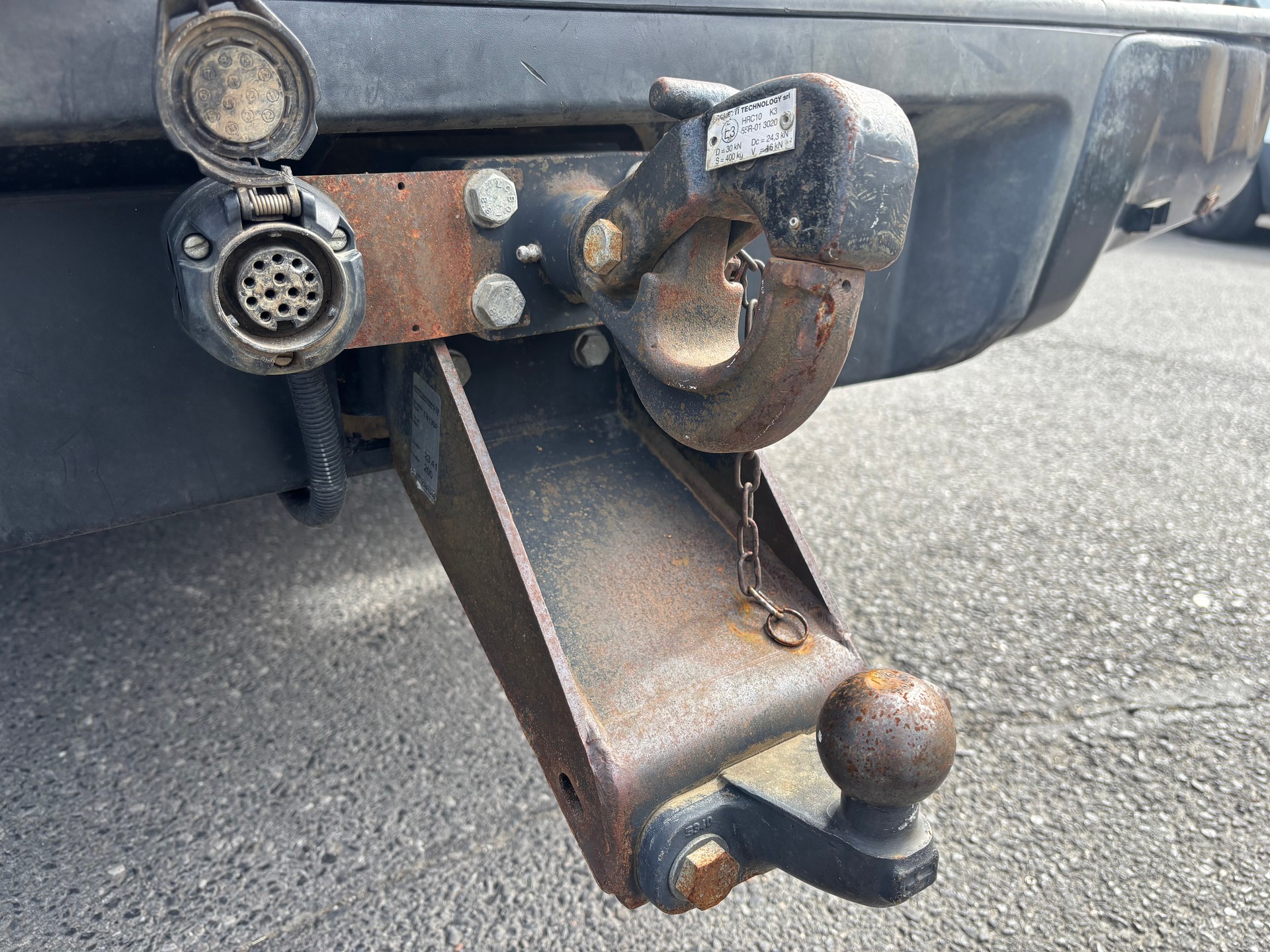 ISUZU D-MAX 2.5 Crew Cab Planet 4x4-image-17