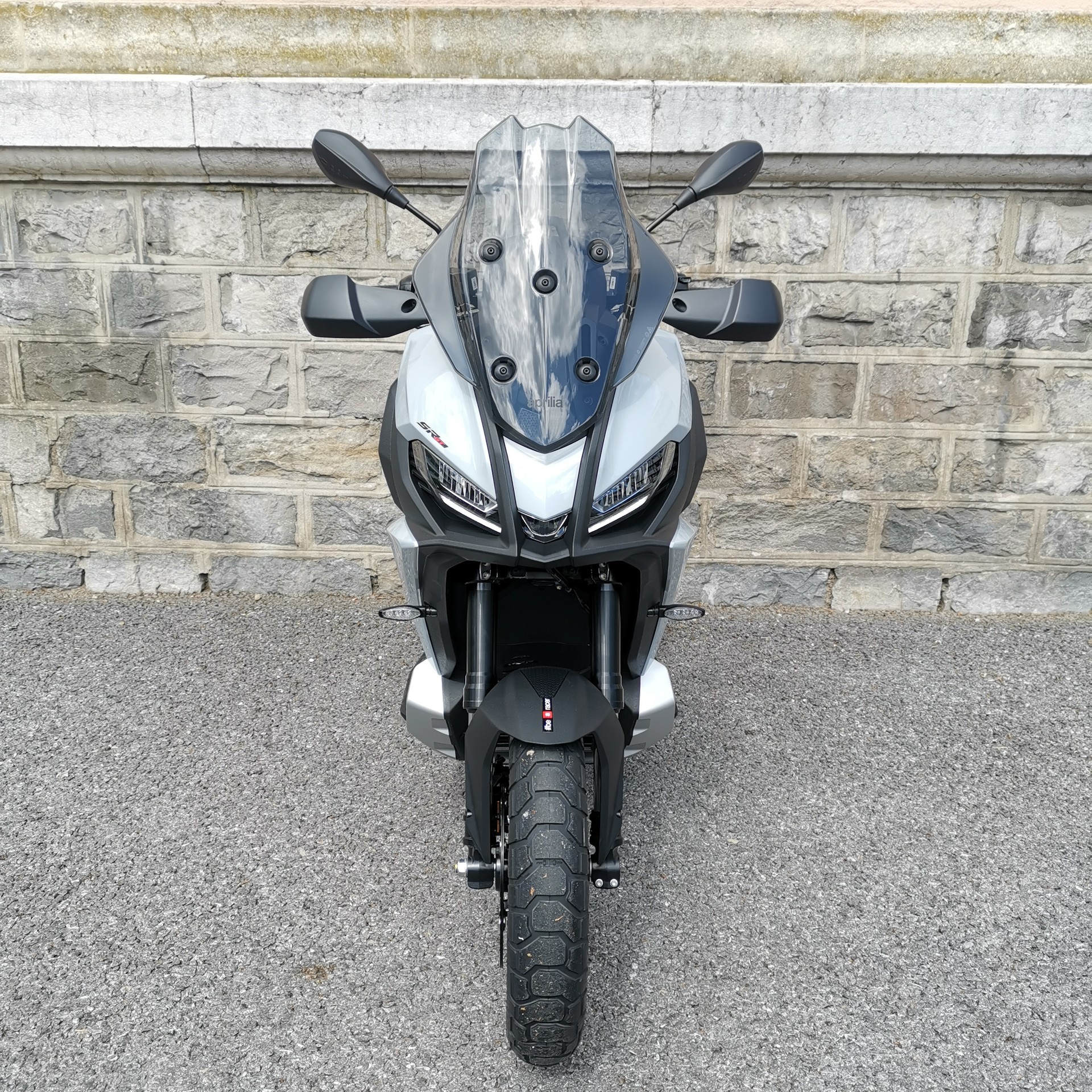 APRILIA SR 400 GT-image-13