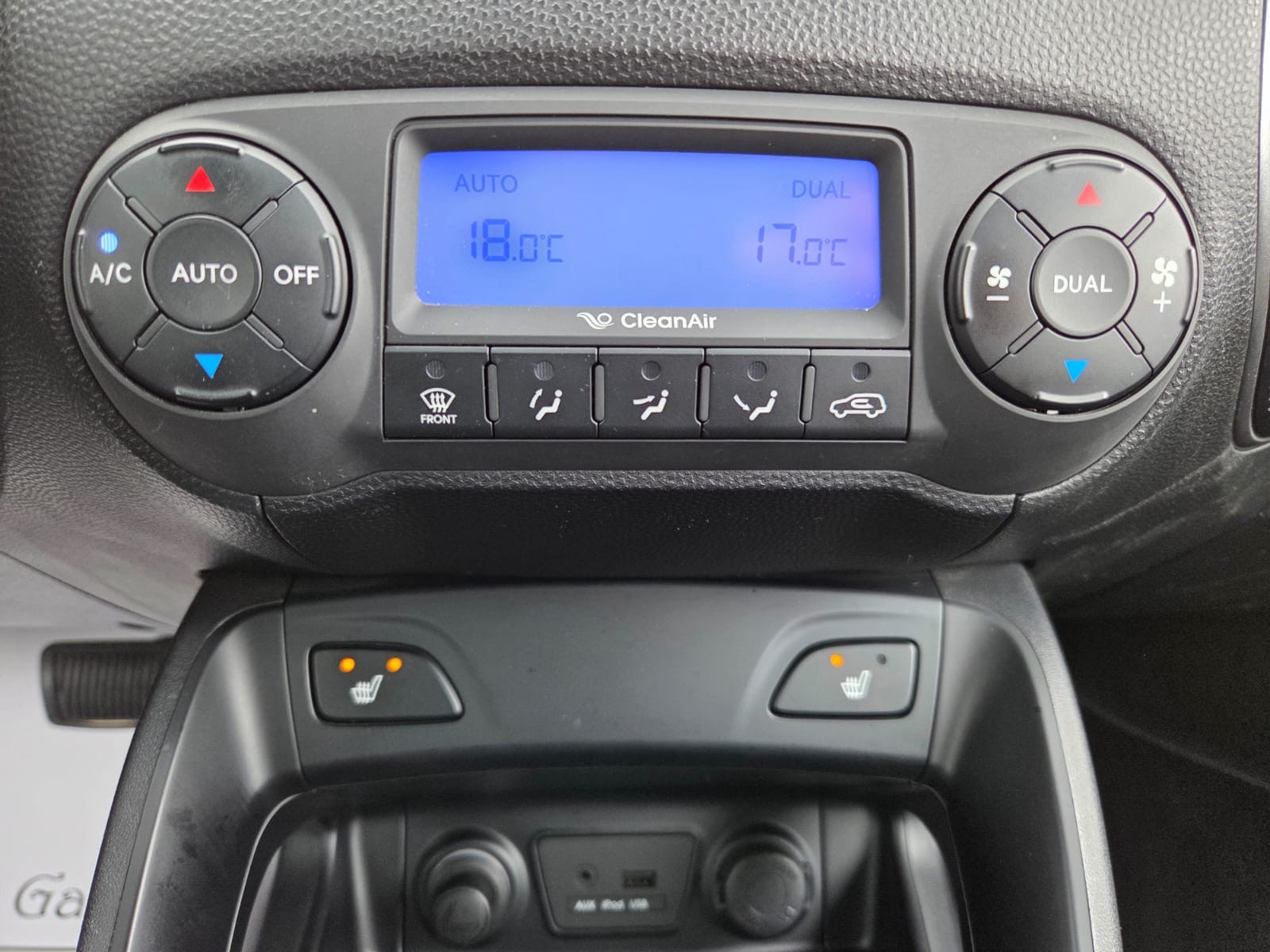 HYUNDAI iX 35 Fuel Cell 2WD-image-18