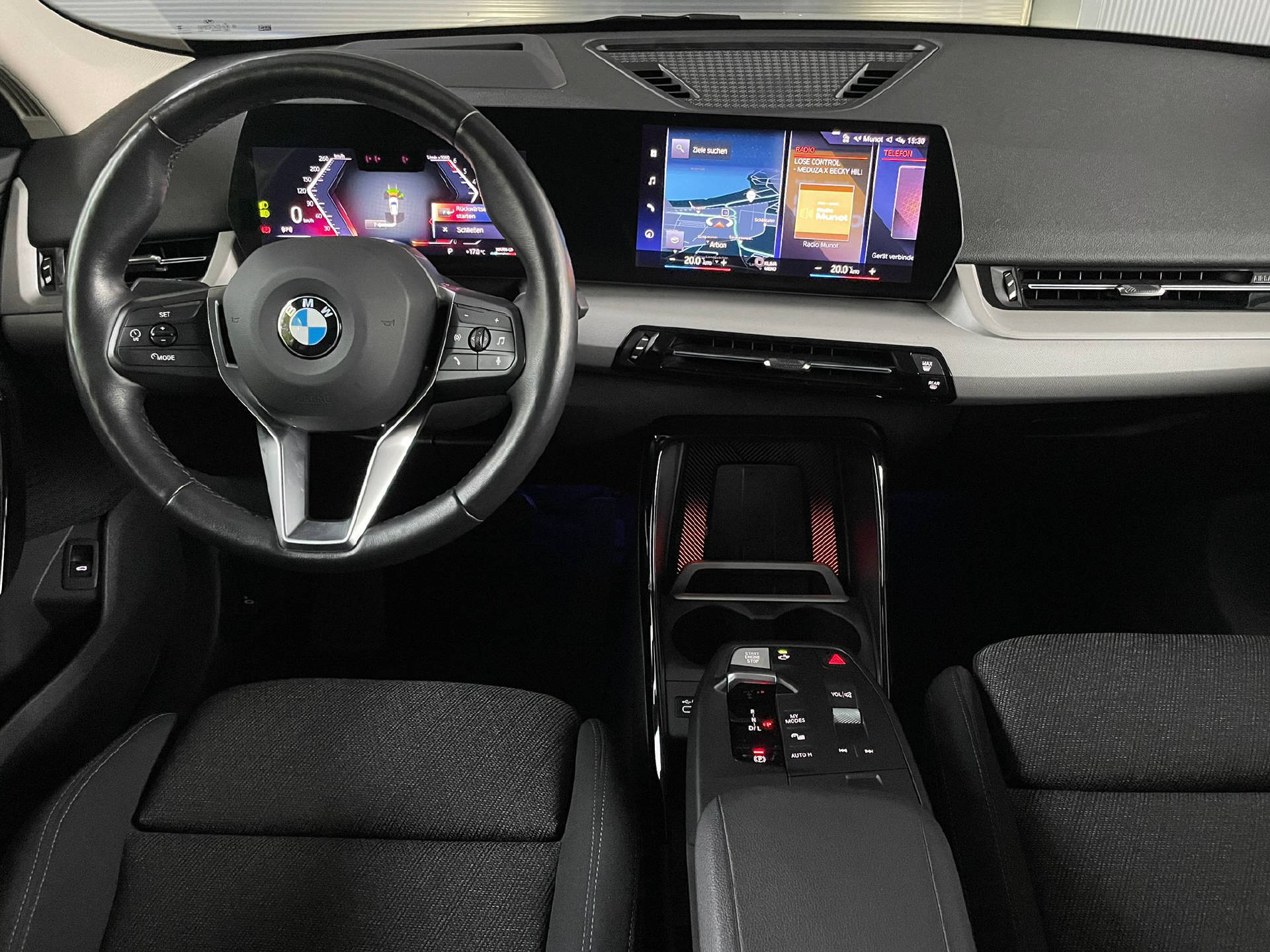 BMW X1 20d xDrive-image-6
