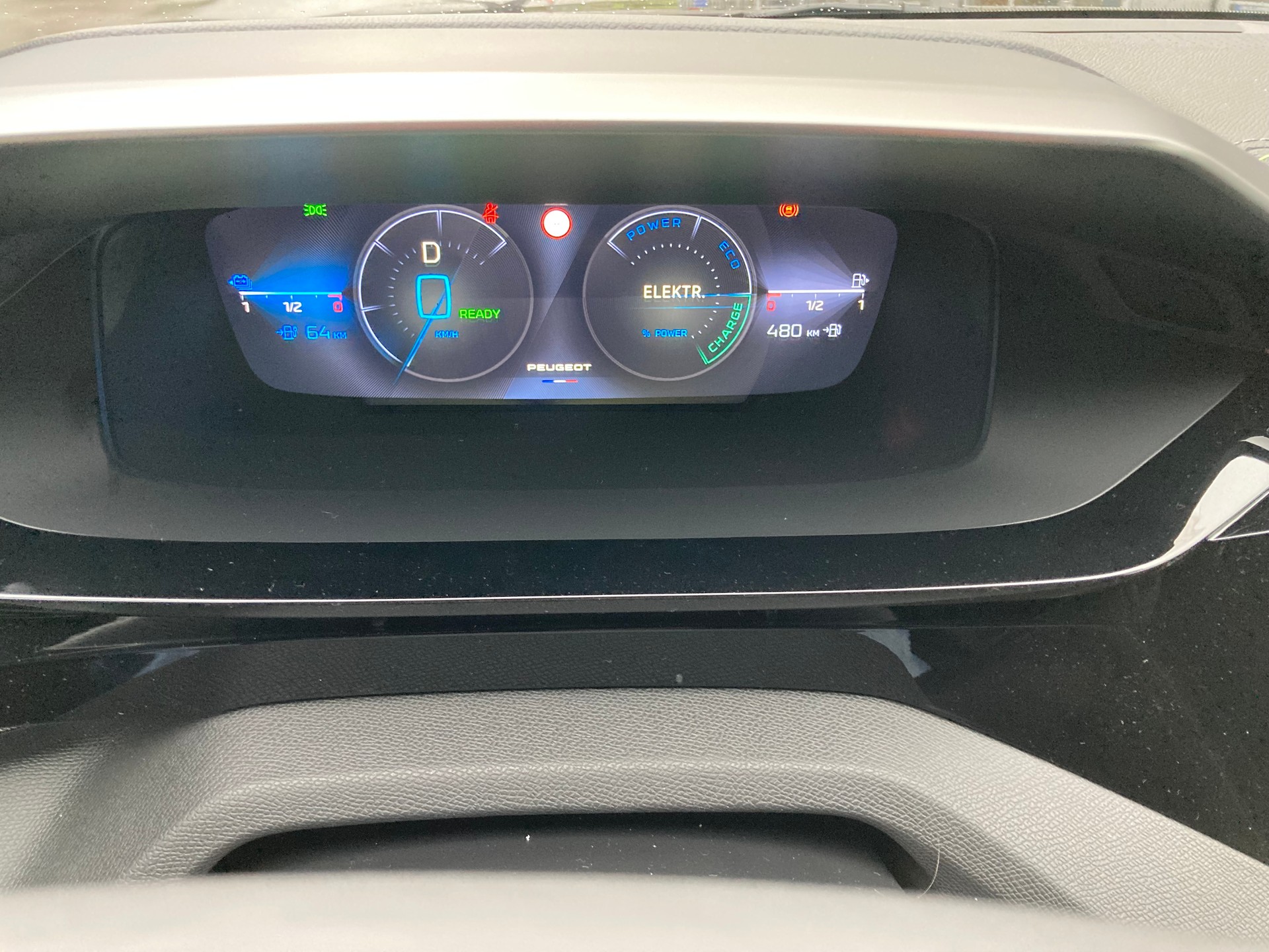 PEUGEOT 408 1.6 PHEV 180 GT-image-15