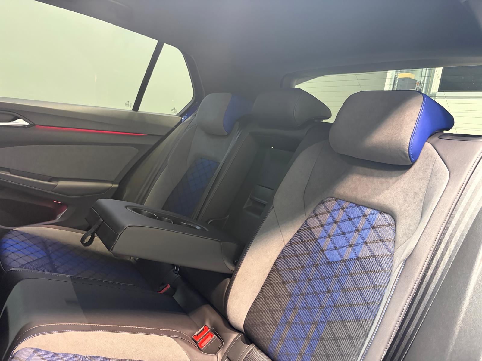 VW Golf 2.0 TSI R DSG 4Motion R 20 Years - Akrapovic-image-12