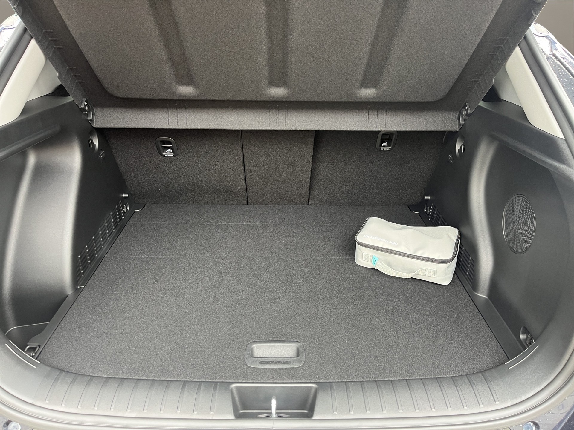 HYUNDAI Kona 1.6 GDi HEV Vertex DCT-image-10