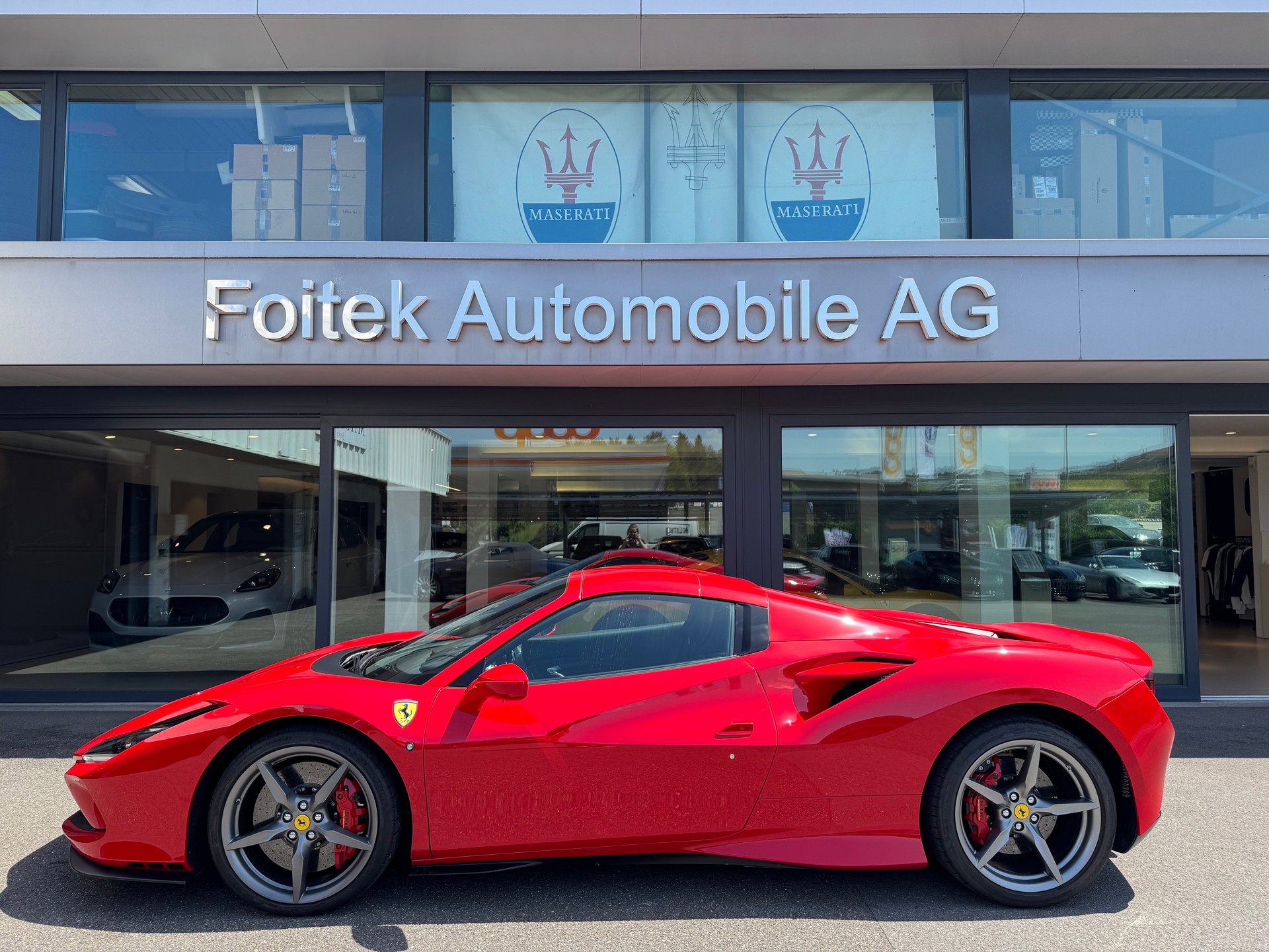 FERRARI F8 Spider-image-14