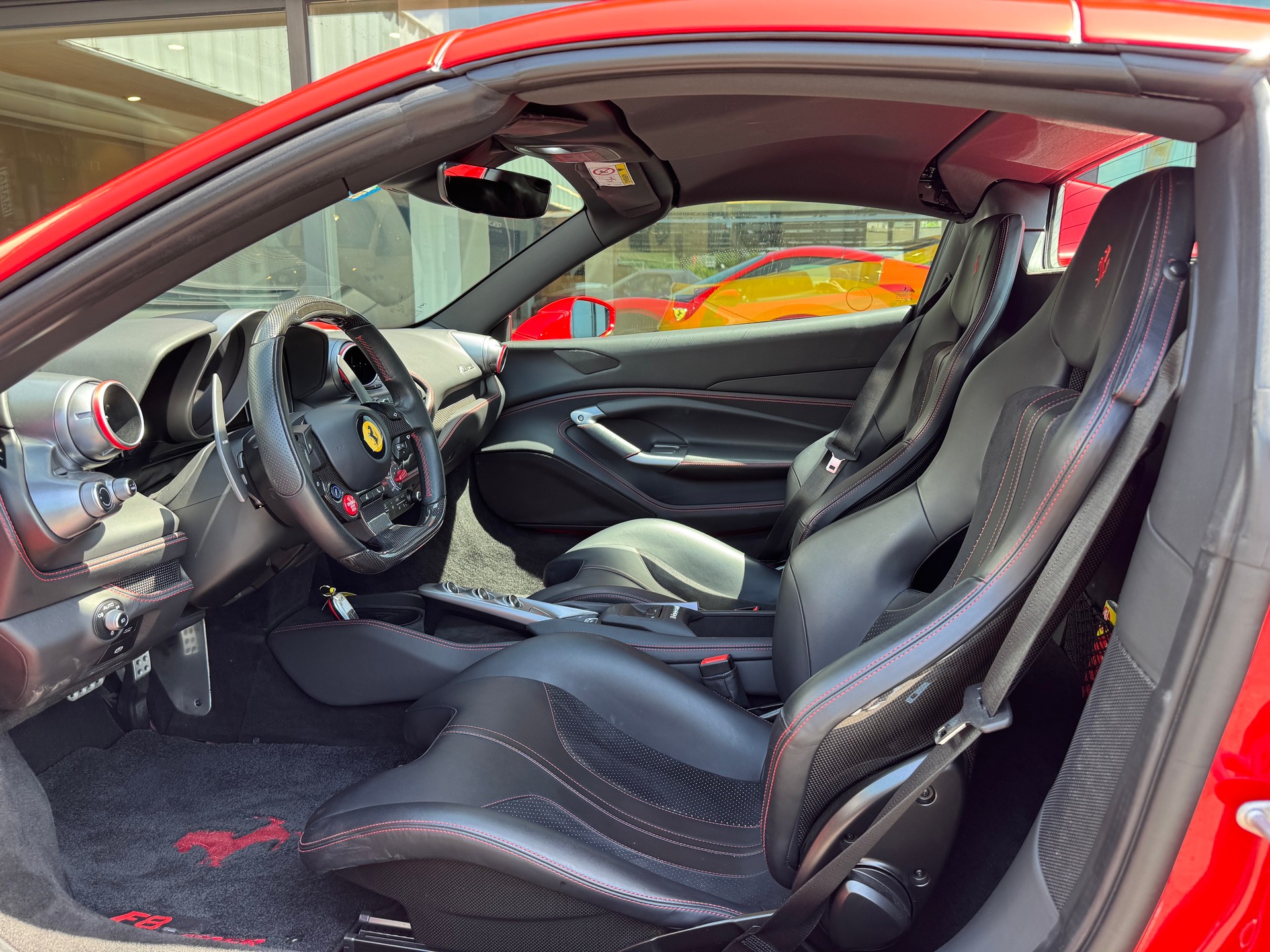 FERRARI F8 Spider-image-4