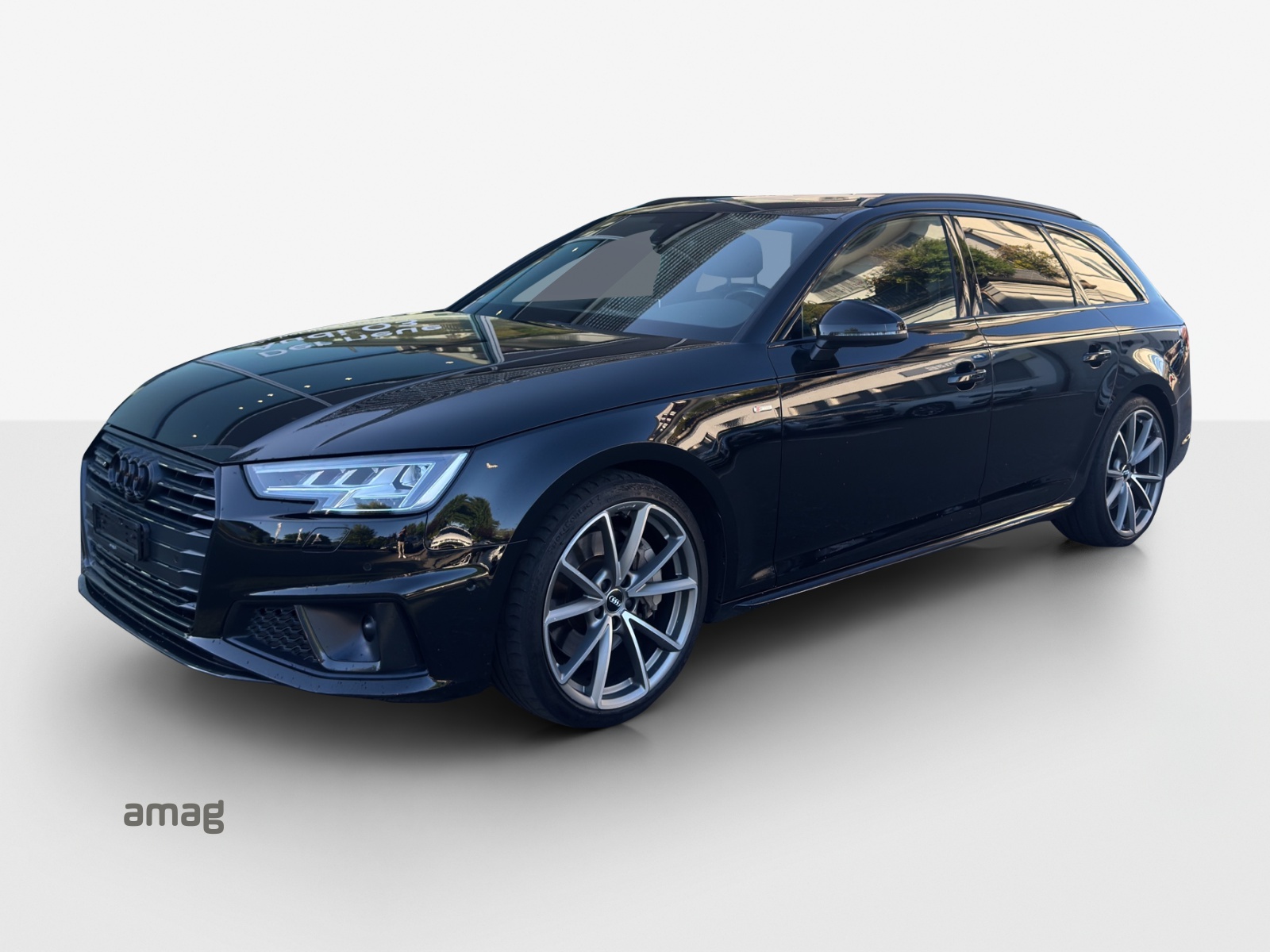 AUDI A4 Avant 45 TFSI Sport Attraction S-tronic quattro
