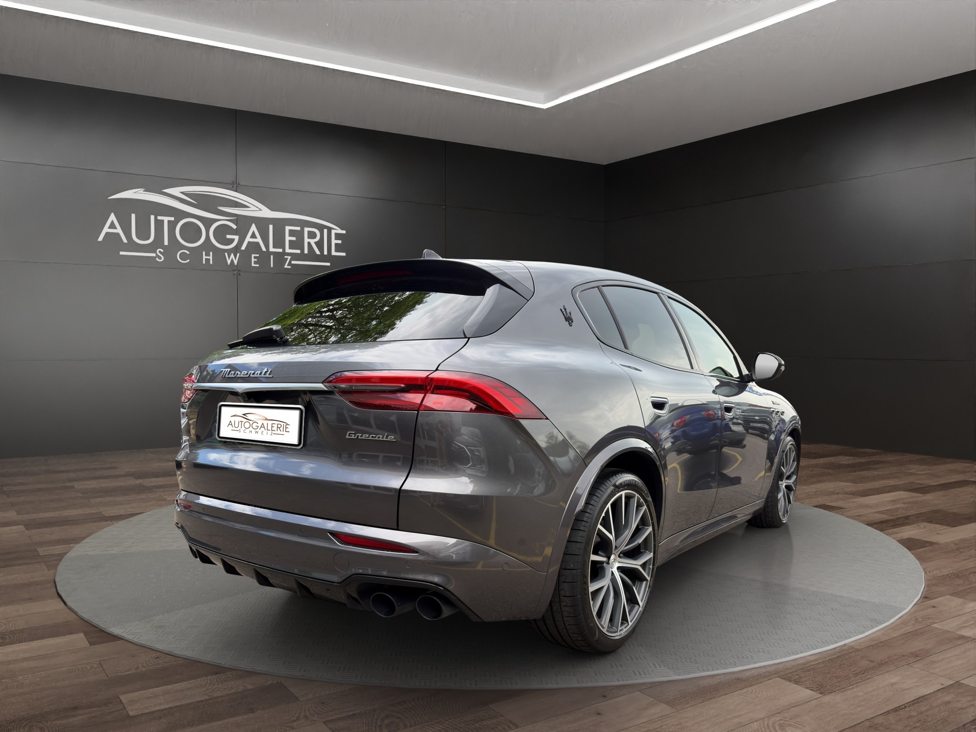 MASERATI Grecale 2.0 MHEV Modena Automatica | CH | Garantie Mai 27 | Leder Rosso | Carbon | HeadUp | 21" | 360 Kamera |-image-5