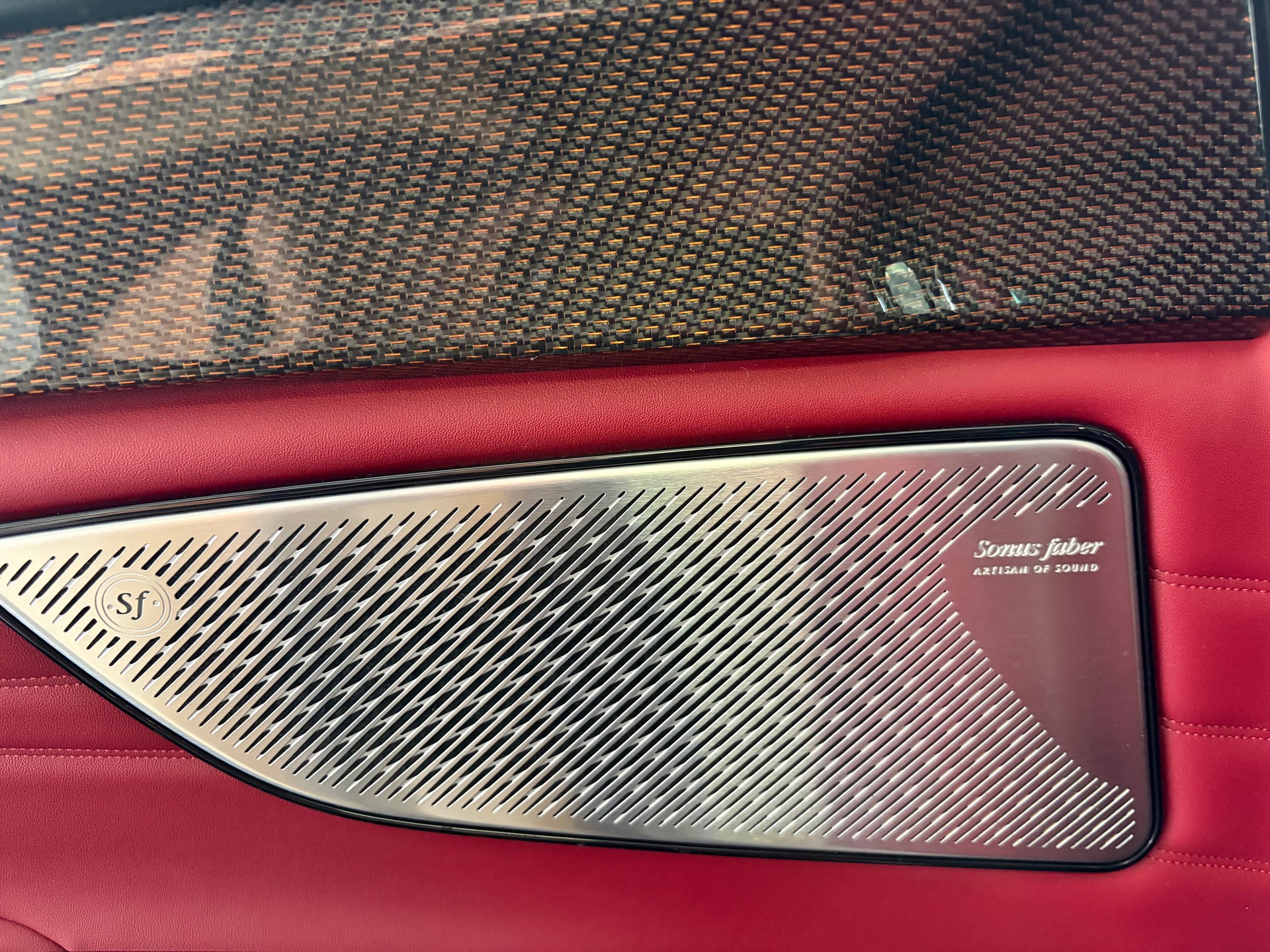 MASERATI Grecale 2.0 MHEV Modena Automatica | CH | Garantie Mai 27 | Leder Rosso | Carbon | HeadUp | 21" | 360 Kamera |-image-21