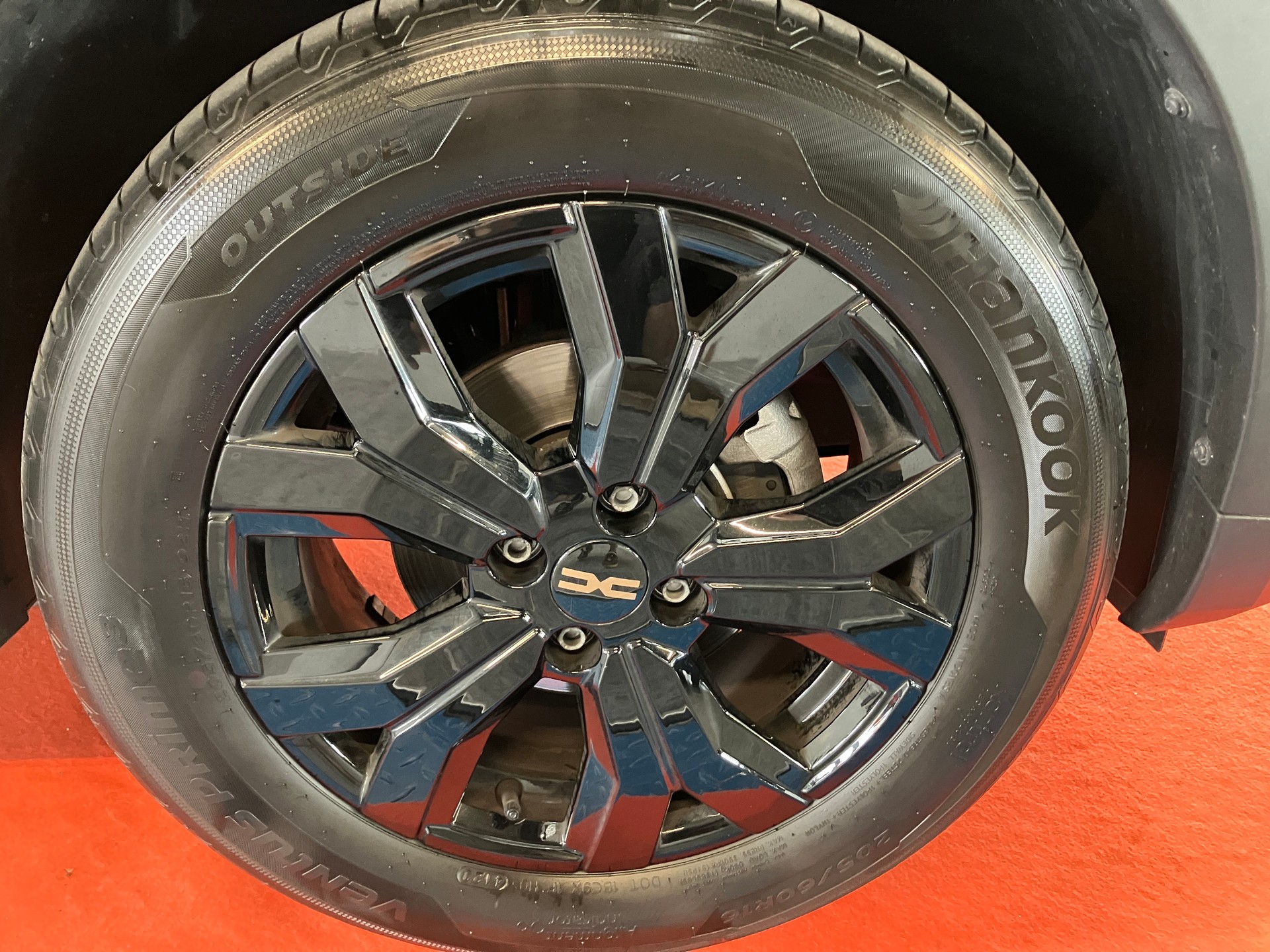 DACIA Sandero Stepway TCe 90 Extreme+ CVT-image-8