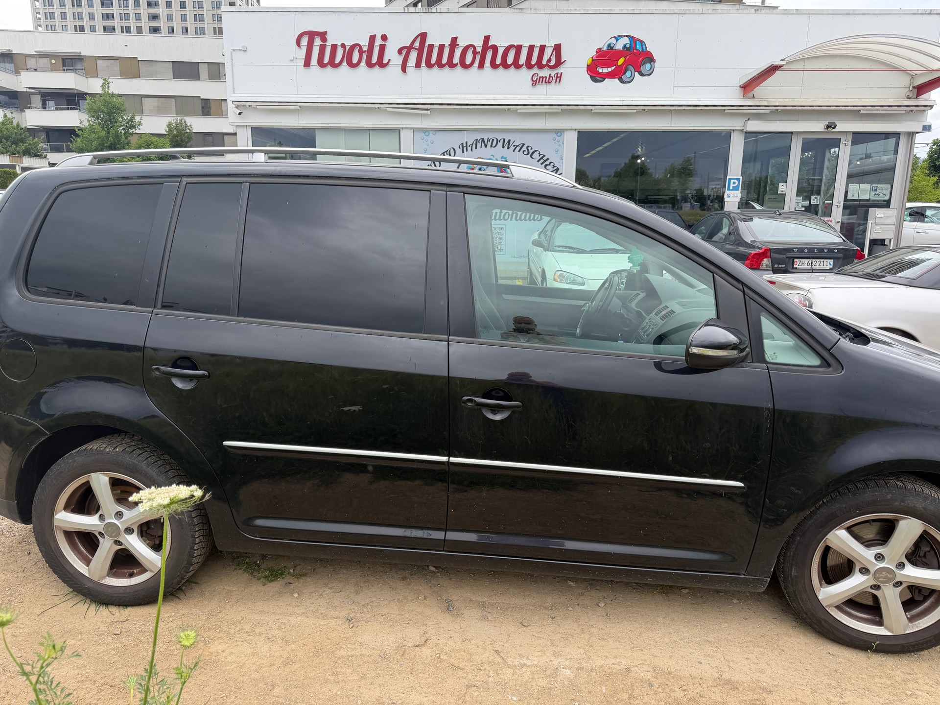 VW Touran 1.4 TSI Highline DSG-image-4