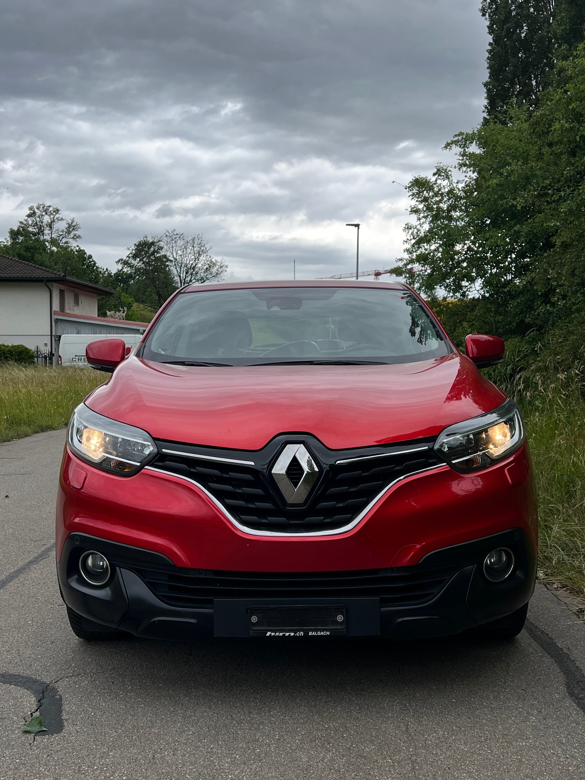 RENAULT Kadjar 1.6 dCi Zen 4x4-image-1