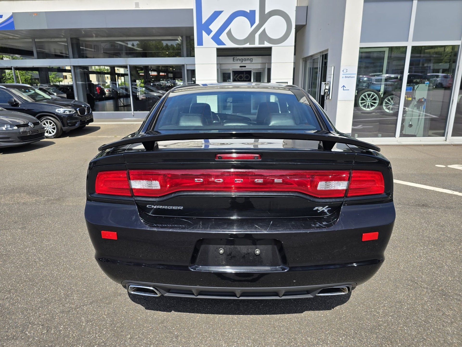 DODGE Charger R/T 5.7 HEMI-showroom-element-3