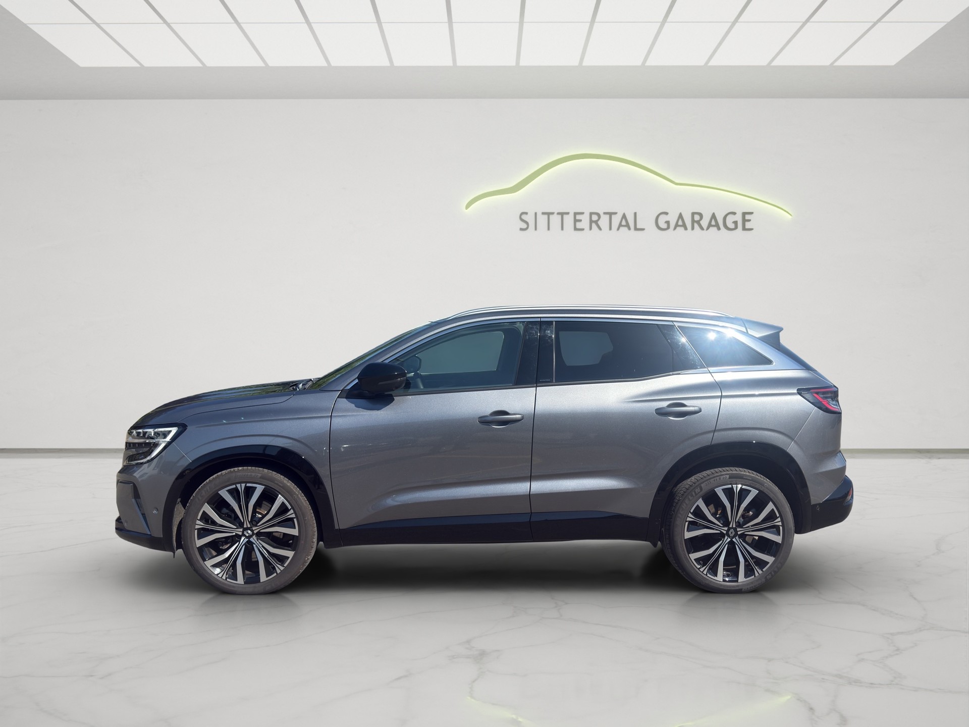 RENAULT Austral 1.2 HEV 200 Iconic A-showroom-element-2