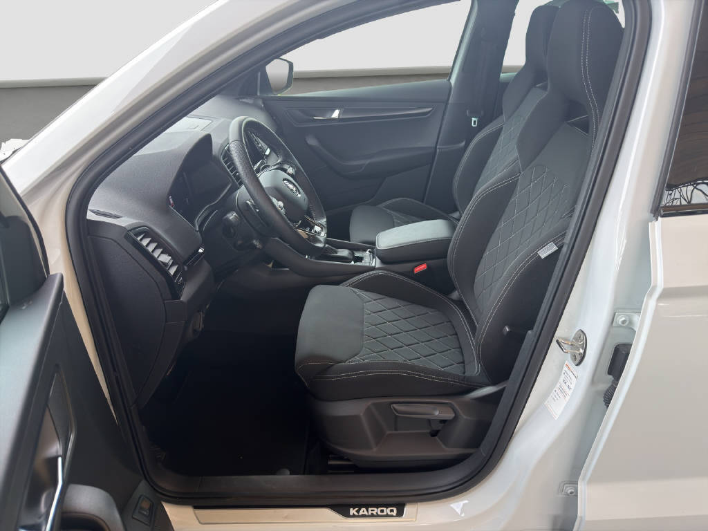 SKODA Karoq 1.5 TSI SportLine DSG-image-5