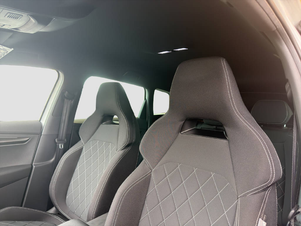 SKODA Karoq 1.5 TSI SportLine DSG-image-9