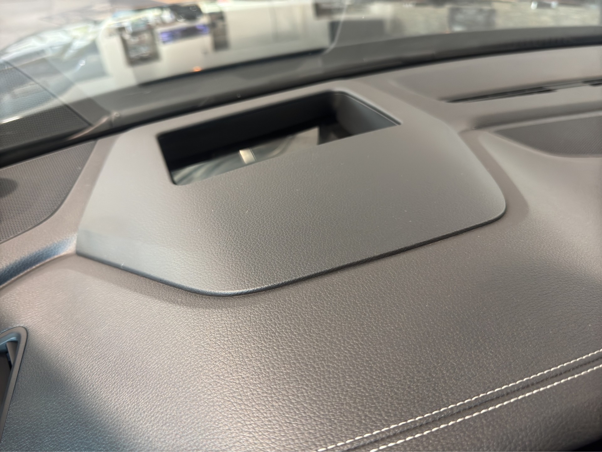 AUDI Q7 50 TDI quattro S Line tiptronic-image-26