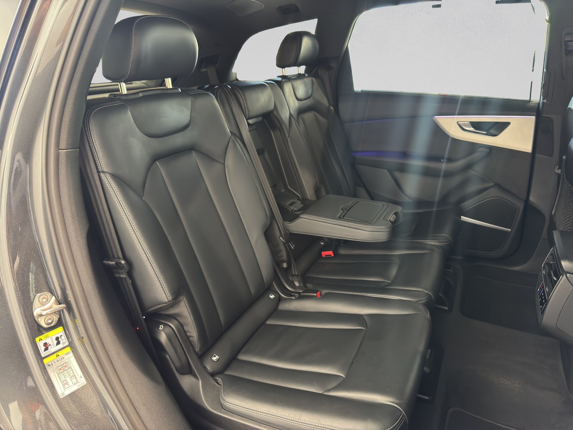 AUDI Q7 50 TDI quattro S Line tiptronic-image-16