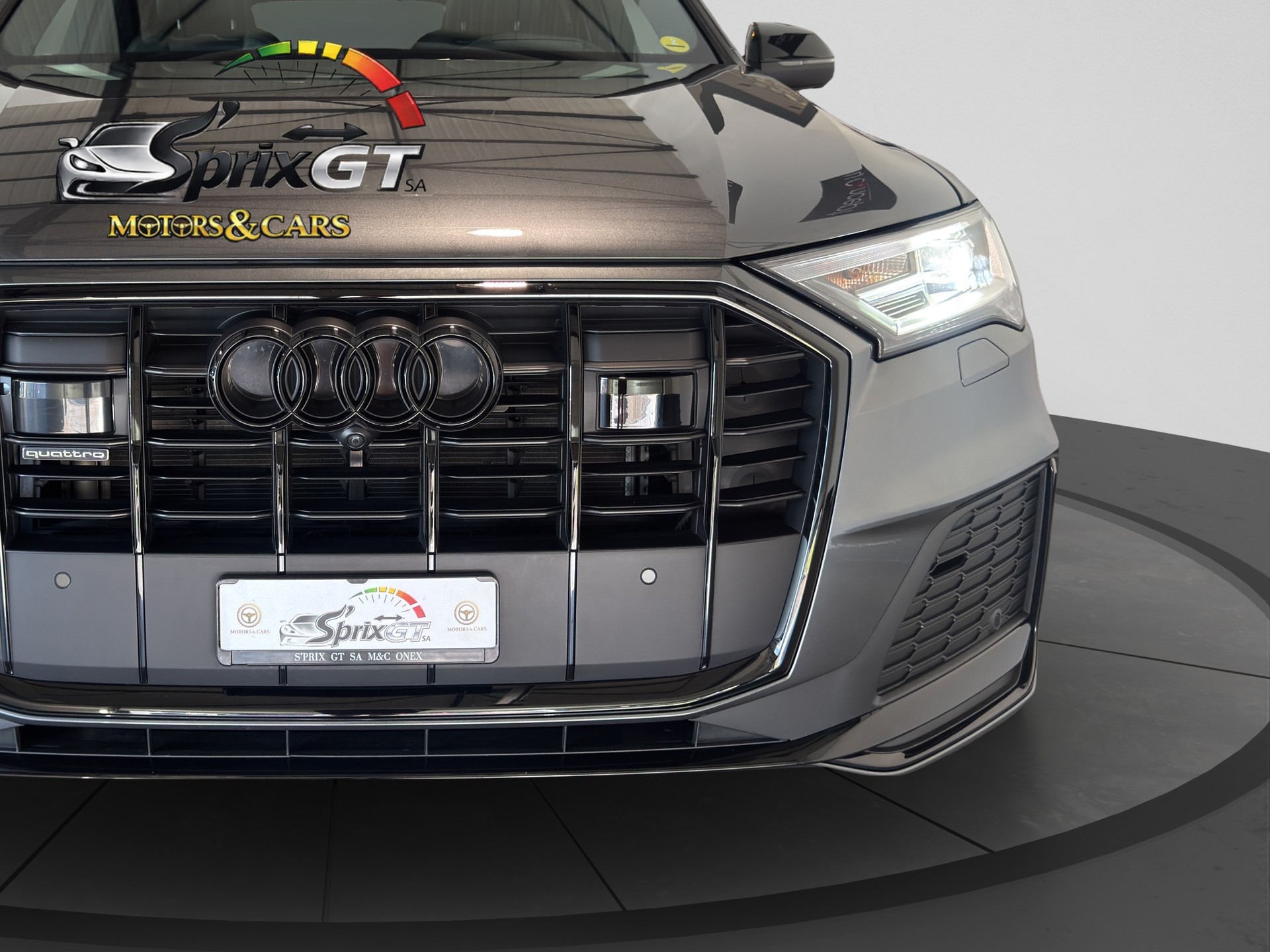 AUDI Q7 50 TDI quattro S Line tiptronic-image-7