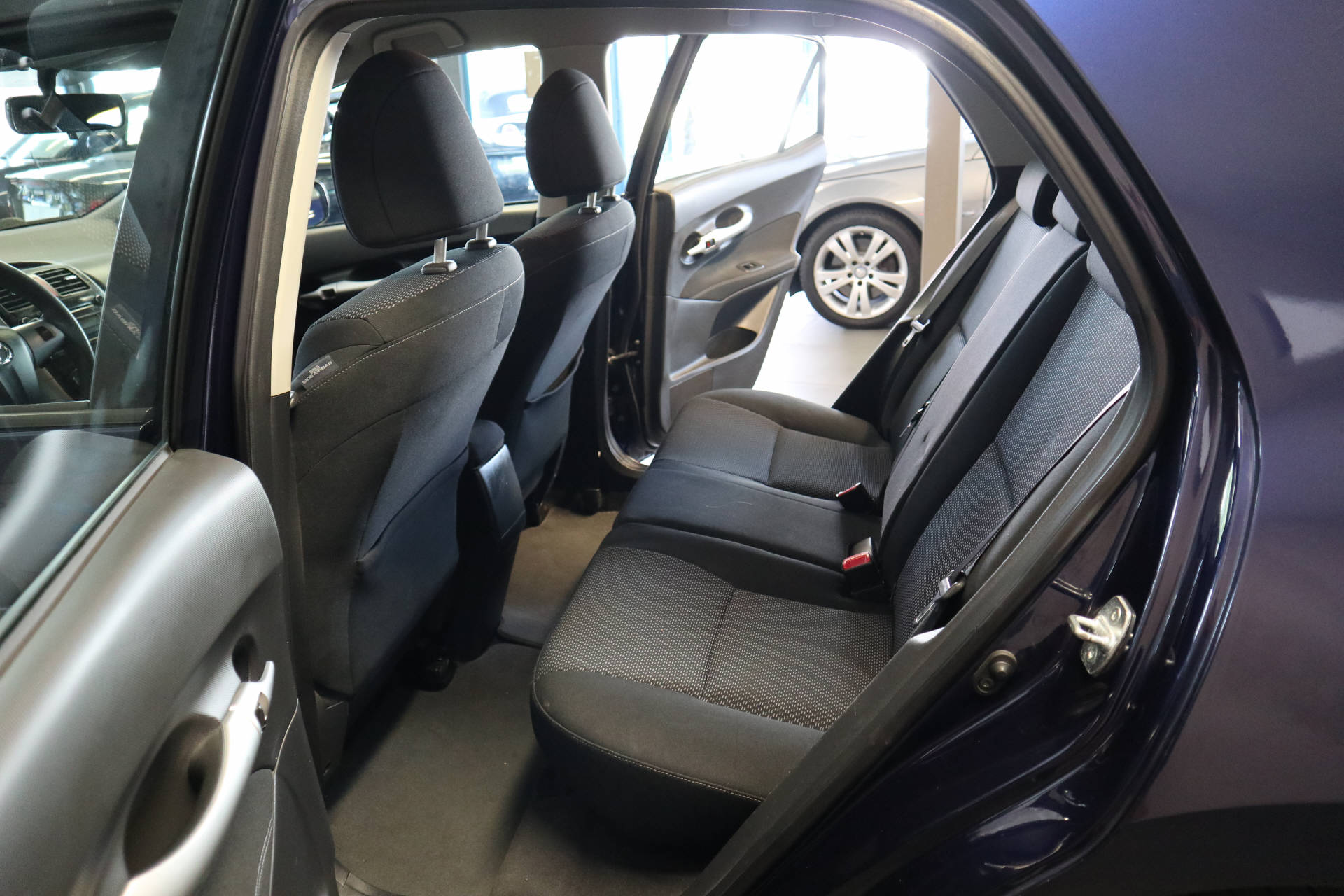 TOYOTA Auris 1.6 VMa Linea Luna MultiMode-image-11