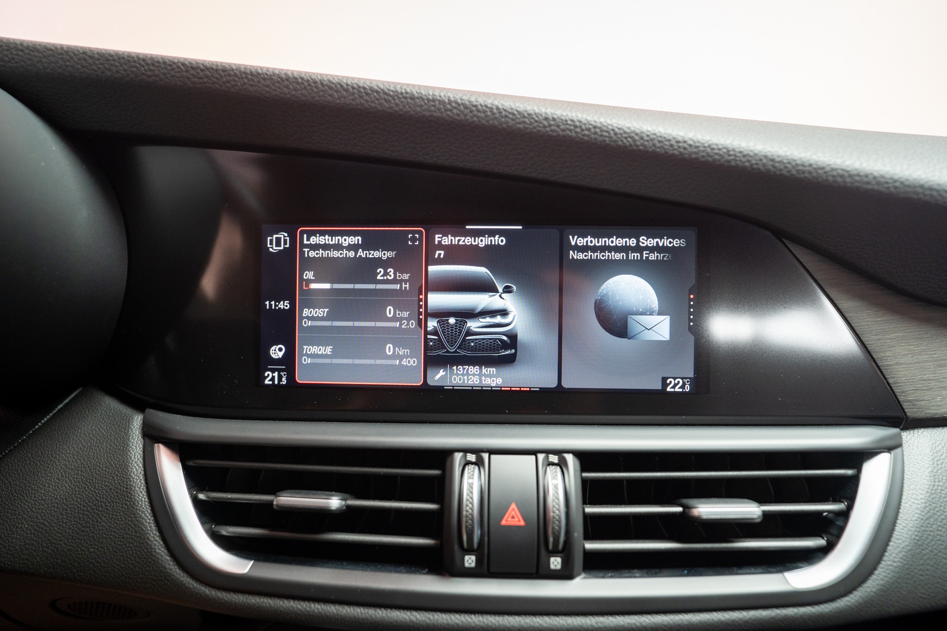 ALFA ROMEO Giulia 2.0 Q4 TI Edition / Rückfahrkamera / Memory Sitze / Navi-image-26