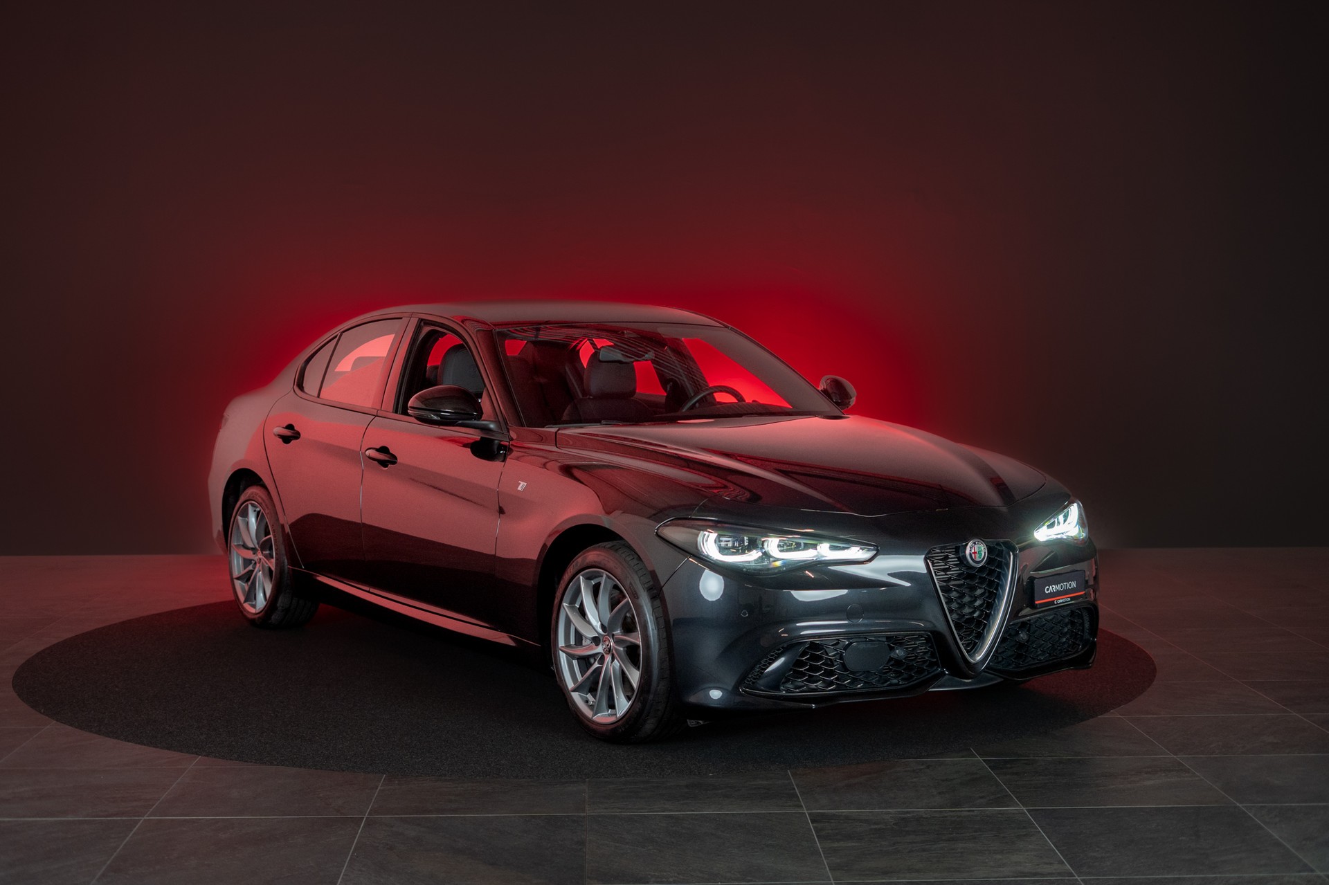 ALFA ROMEO Giulia 2.0 Q4 TI Edition / Rückfahrkamera / Memory Sitze / Navi-showroom-element-2