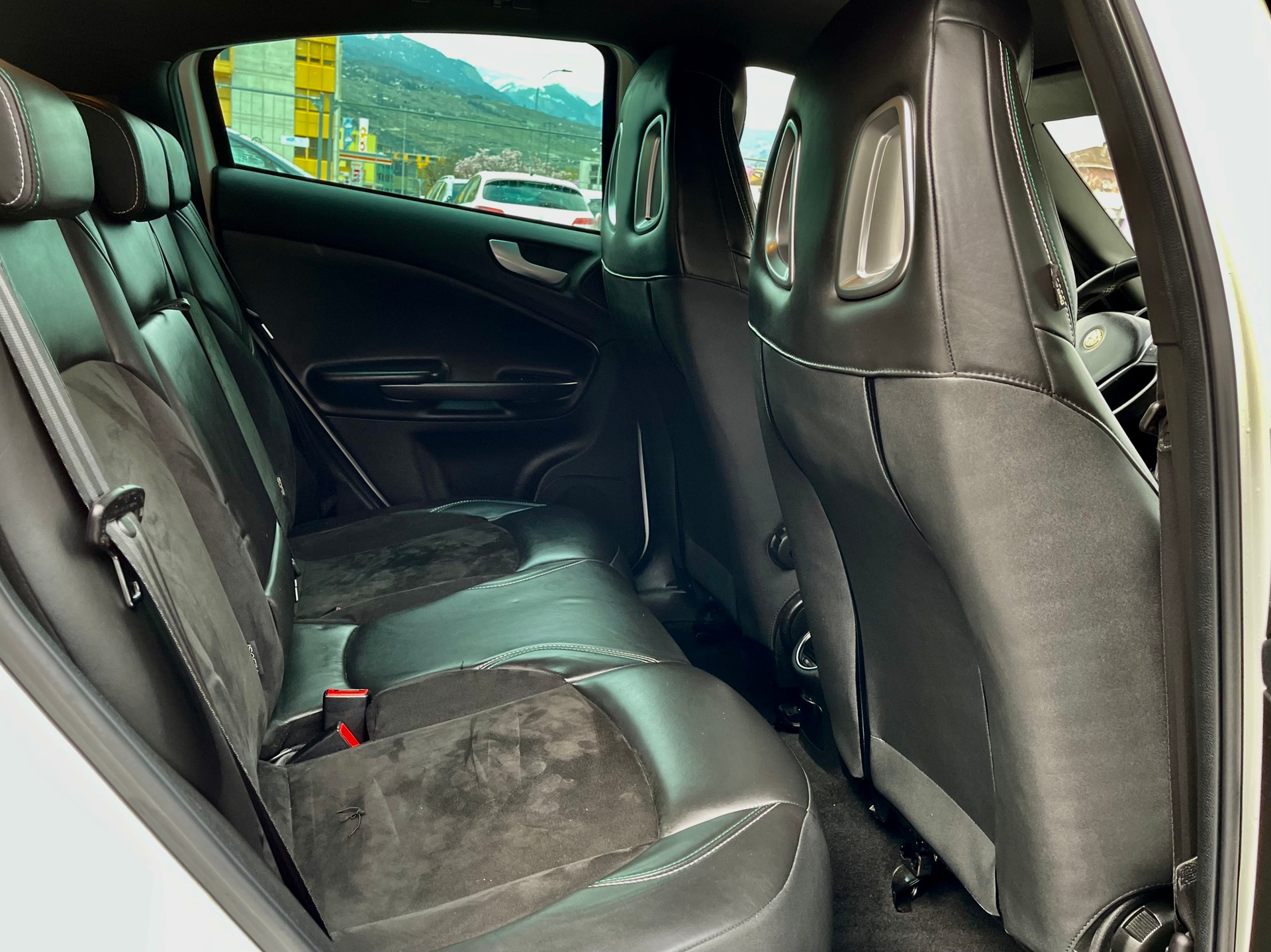ALFA ROMEO Giulietta 1750 TBi Quadrifoglio Verde TCT-image-7