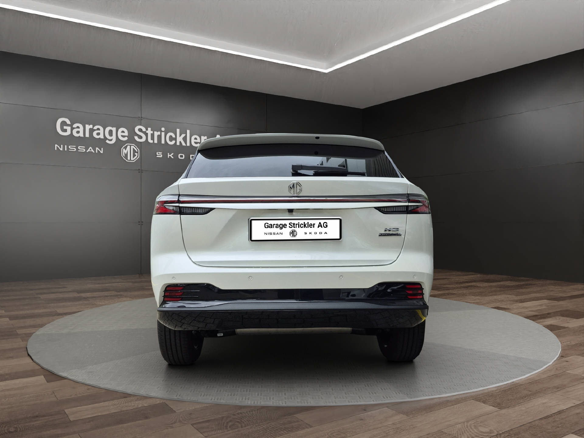 MG HS 1.5 Hybrid Luxury-showroom-element-3