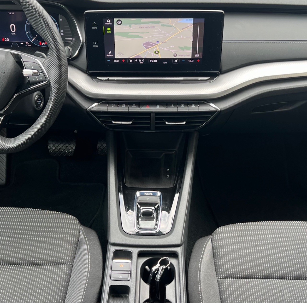SKODA Octavia Combi 2.0 TDI DSG SportLine 4x4-image-11