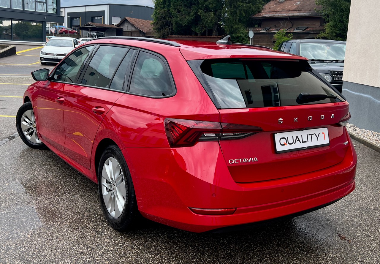 SKODA Octavia Combi 2.0 TDI DSG SportLine 4x4-image-3