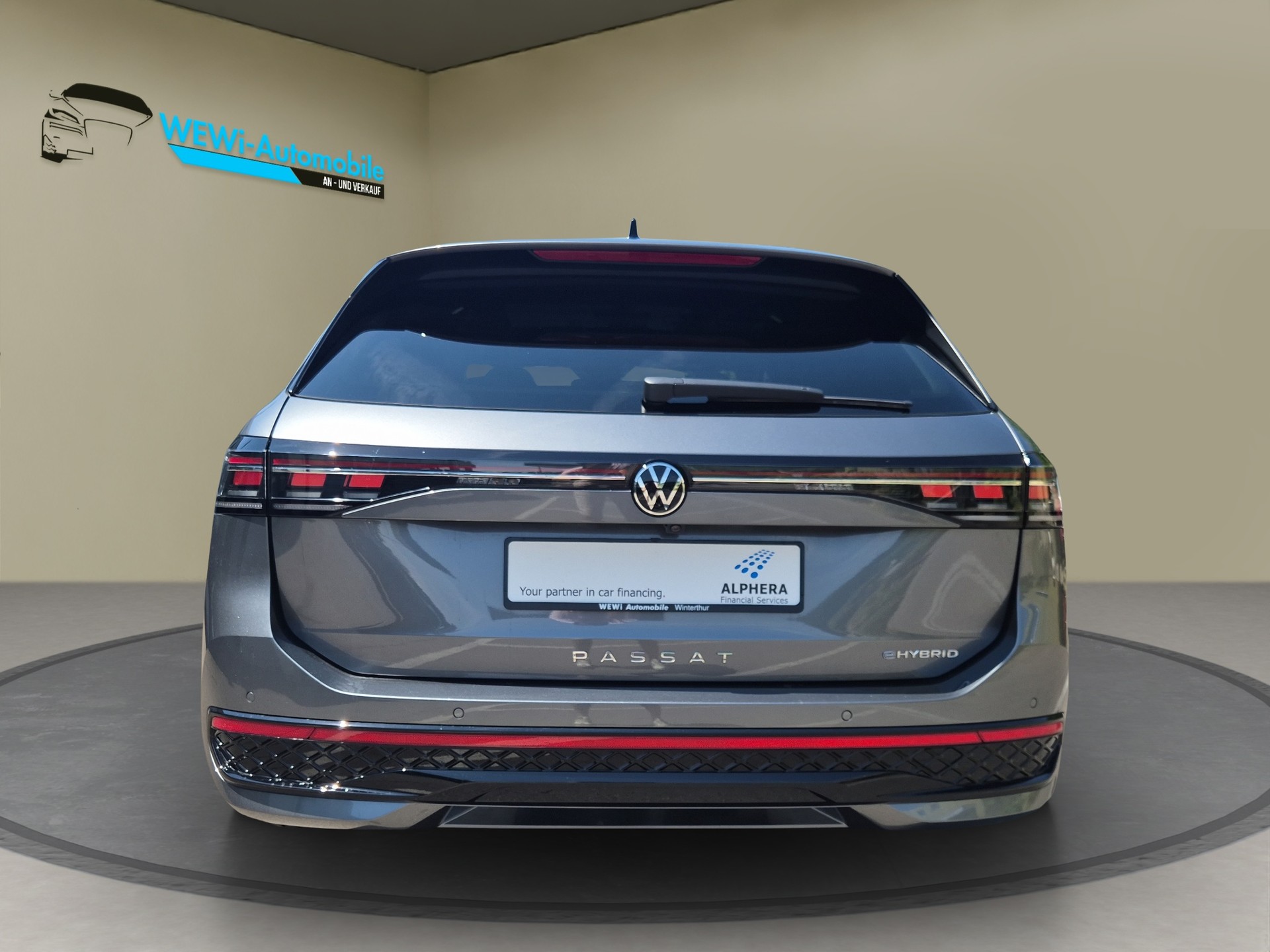 VW Passat Variant 1.5 TSI evo2 Plug-In- Hybrid R-Line DSG-showroom-element-3